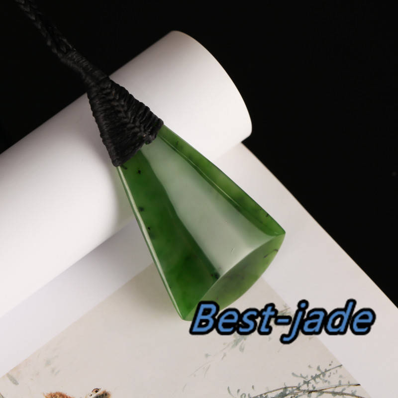 Green Nephrite Jade Hei Toki Pendant Necklace NZ NEW ZEALAND Maori Style Greenstone Pounamu With black string