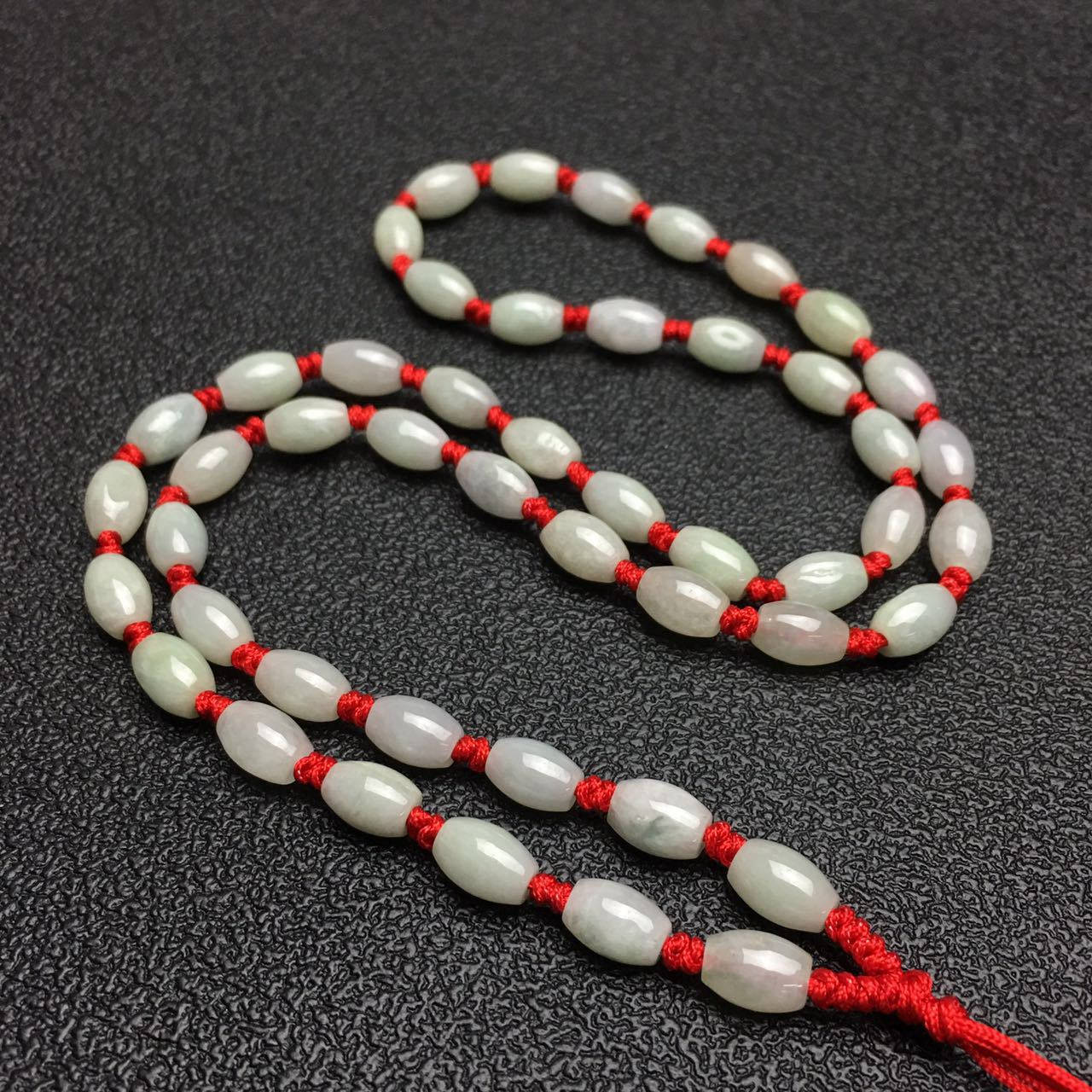 AKTION Grade A Jade Natürlicher Jadeit Handgeschnitzte Halskette Mädchenkette Jadeit Ovale Perle Grüner Edelstein Burma Jade Perlenkette