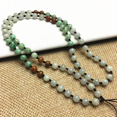 Zertifizierter natürlicher Jadeit der Güteklasse A. Handwebschnur. Handgeschnitzte Halskette. Mädchenkette. Runde Perle. Grüner Edelstein. Burma 三彩珠链