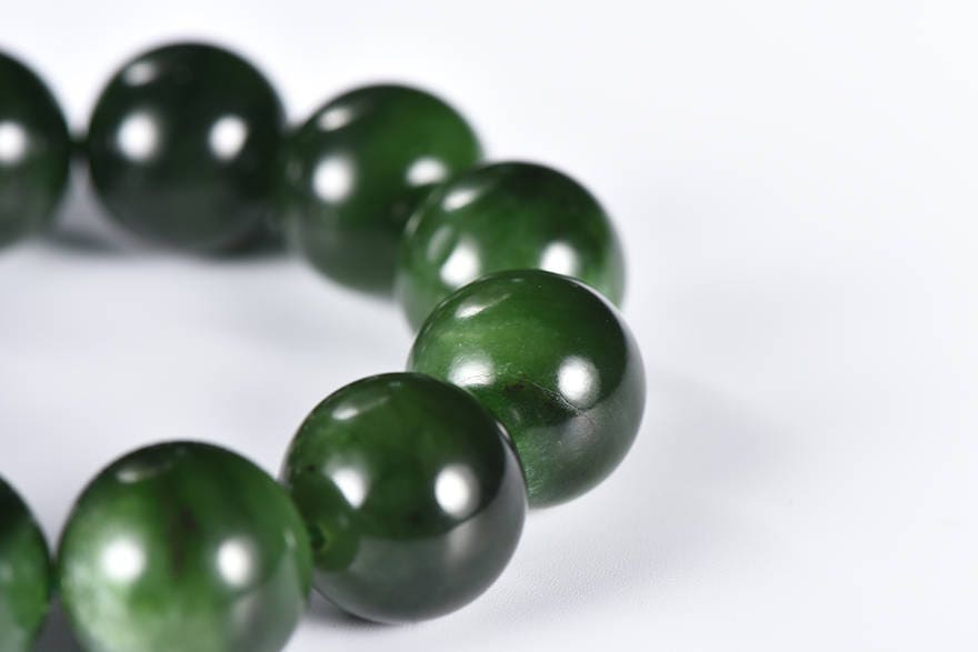 Kanadischer Jaspis, BIG 20, zertifiziert, erstklassiger AAA-Apfelgrüner Nephrit-Jade-Perlen-Armreif, Pounamu-Maori-Nephrit, NZ Bc-Jade
