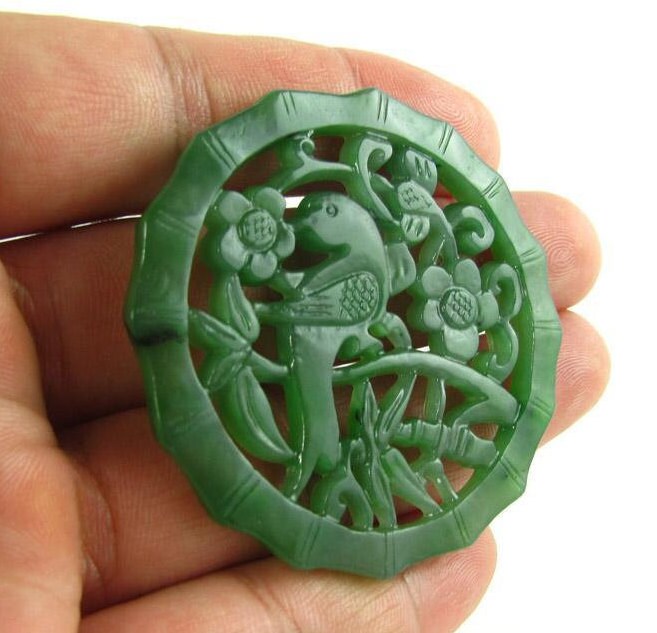 Green Nephrite Hollow Pendant NZ Greenstone jasper Pounamu Children Canadian jade Gemstones grüner Beads яшма Chinese Lady Necklace 喜上眉梢