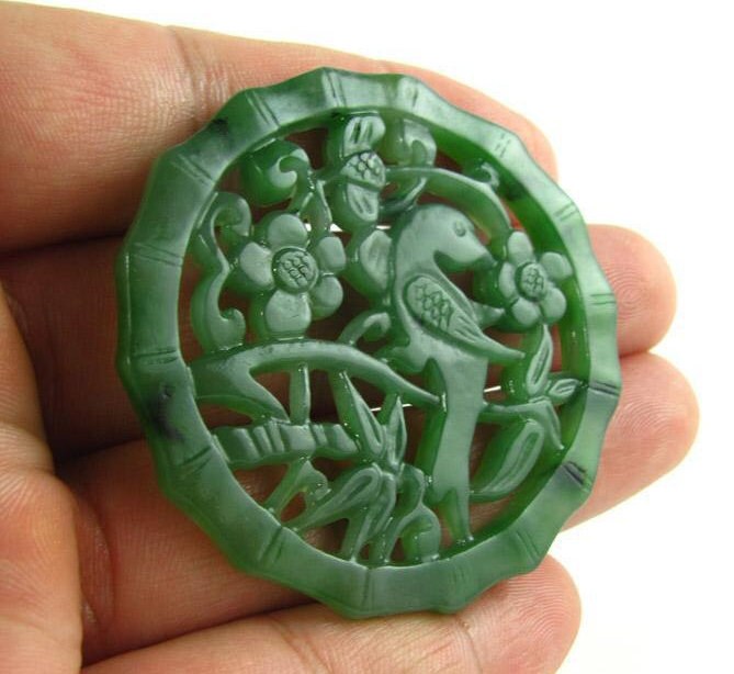 Green Nephrite Hollow Pendant NZ Greenstone jasper Pounamu Children Canadian jade Gemstones grüner Beads яшма Chinese Lady Necklace 喜上眉梢