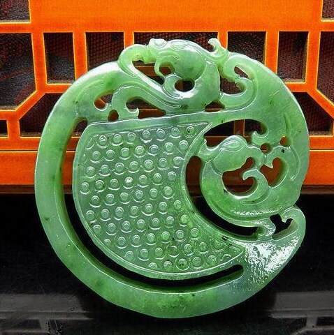 Vintage Dragon Green Nephrite Hollow Pendant NZ Greenstone jasper Pounamu Canadian jade Gemstones grüner Beads яшма Chinese Lady Necklace