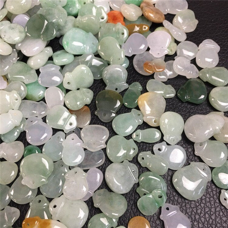 100 STÜCK 10*8mm Grade A Jade Portemonnaie Form Typ A Stein ICY Jade Burma grün Jadeit Perlen Perle Baby Anhänger Myanmar Glas Jadeit 翡翠A货