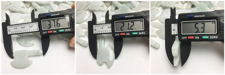10 STÜCK AX Grade A Jade Anhänger Natürliche grüne Jade ICE Jadeit Perlen Chinesisch geschnitzt, Myanmar Anhänger DIY Ohrringe