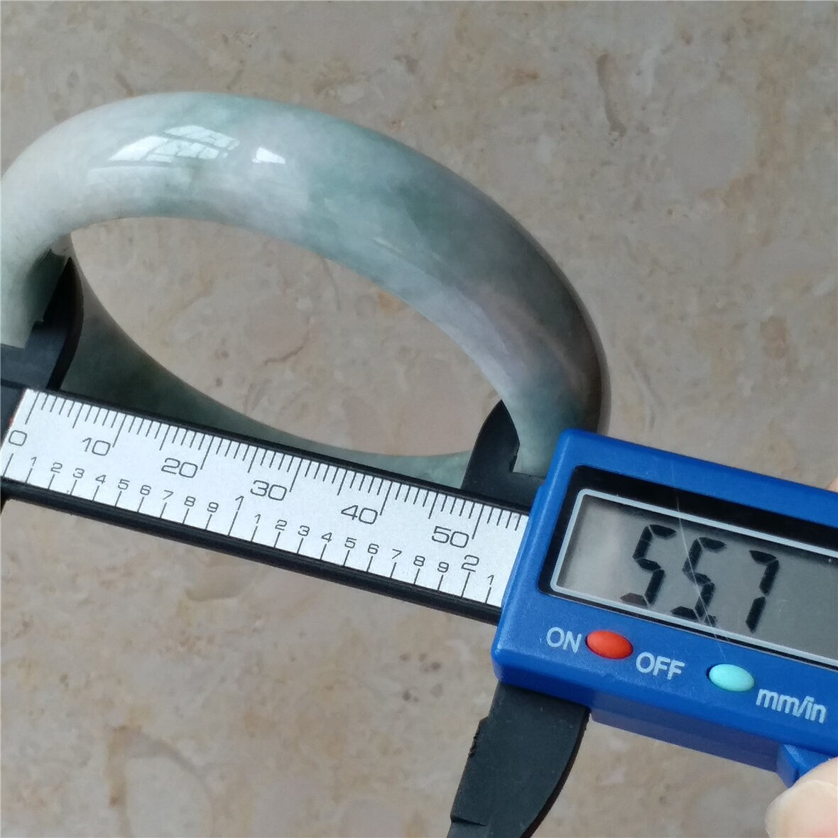 55.7mm Light green Grade A jade Natural Jade Hand carved wrist Bangle Bracelet Lady Chain Jadeite Type A stone armreife Джейд браслеты 翡翠手镯