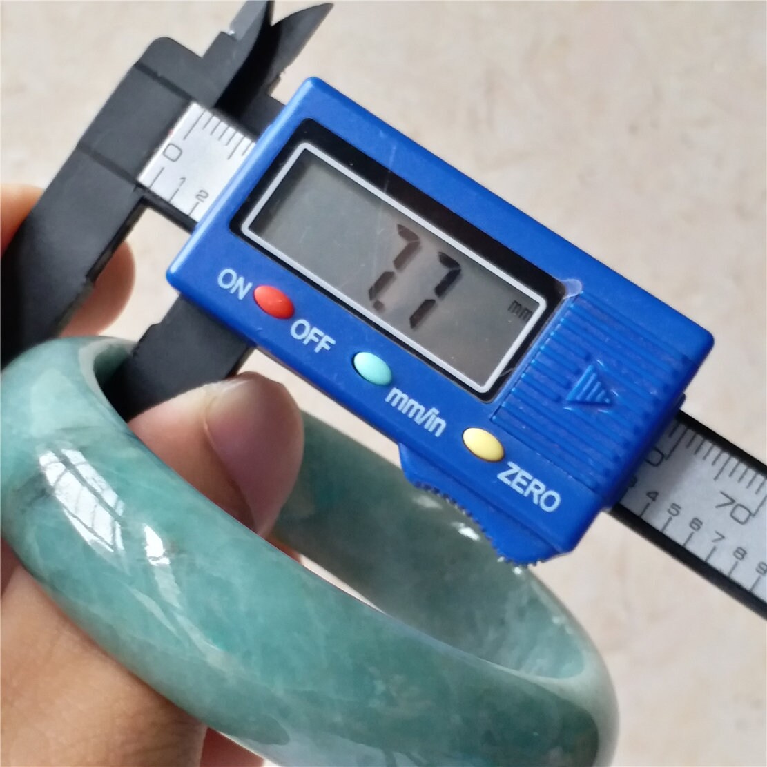 55.4mm Light green Grade A jade Natural Jade Hand carved Bangle Bracelet Lady Chain Jadeite Type A stone armreife Джейд браслеты 翡翠手镯