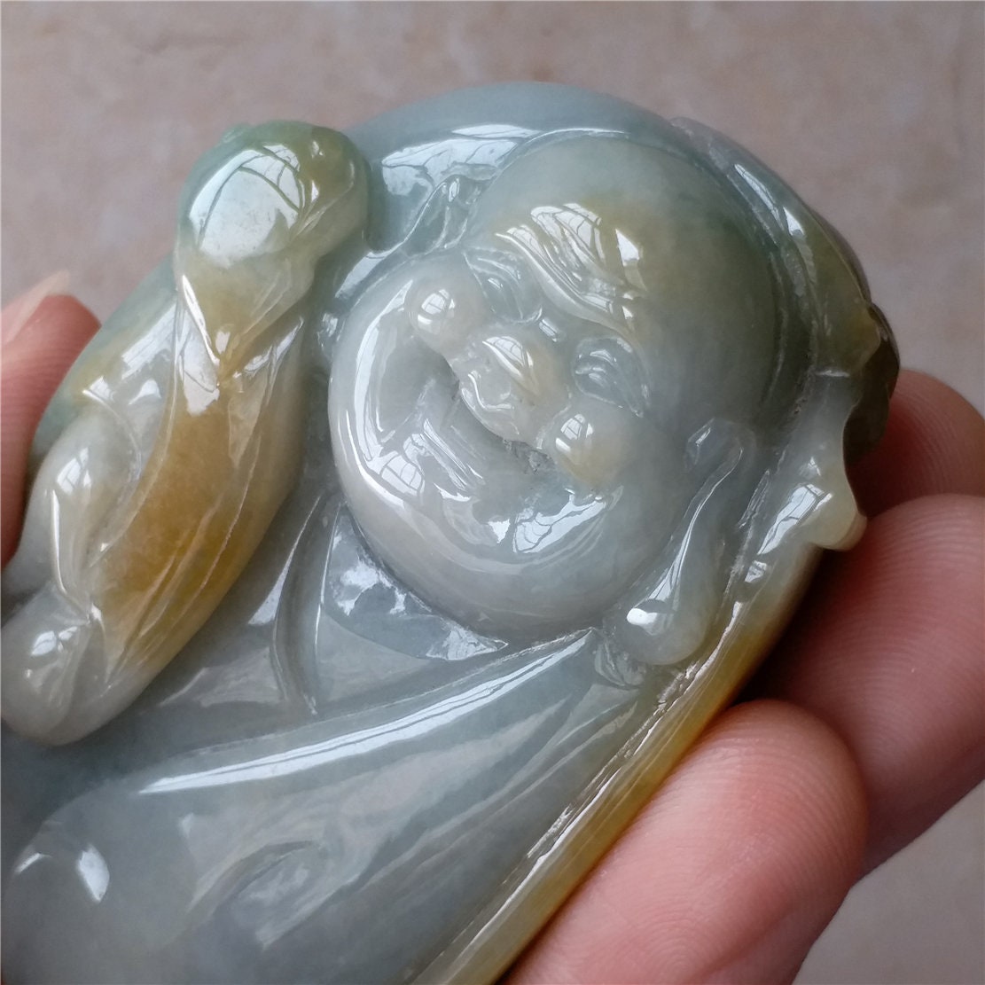 Dharma Yellow Grade A jade Hand pieces Massage Hand craved Natural Green Jadeite BEADS Pendant Gemstone A stone car Hanging 翡翠A货手把件