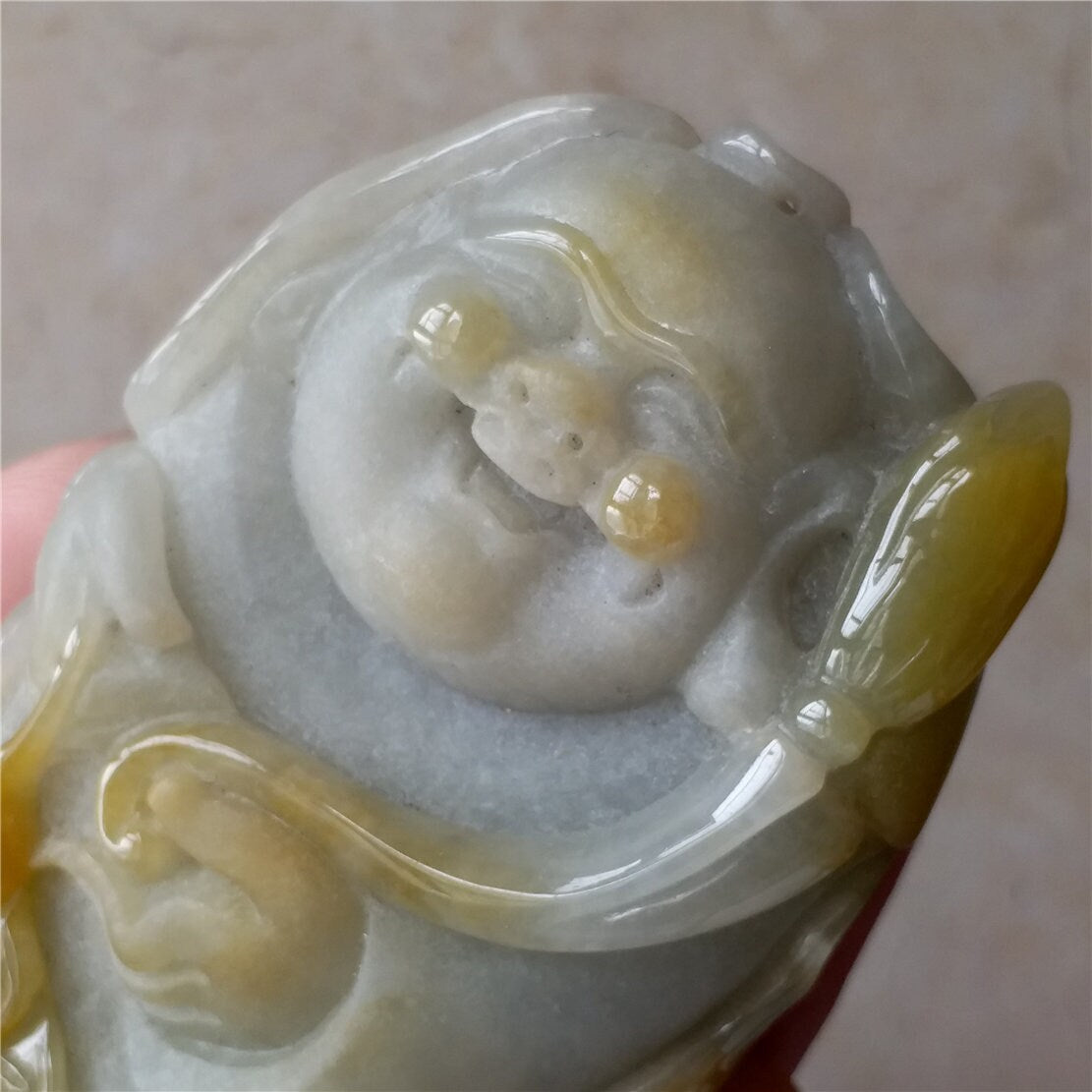 Grade A jade Buddha Yellow Grade A jade Hand pieces Massage Natural Green Jadeite BEADS Dull polishing Pendant Gemstone A stone 翡翠A货 手把件