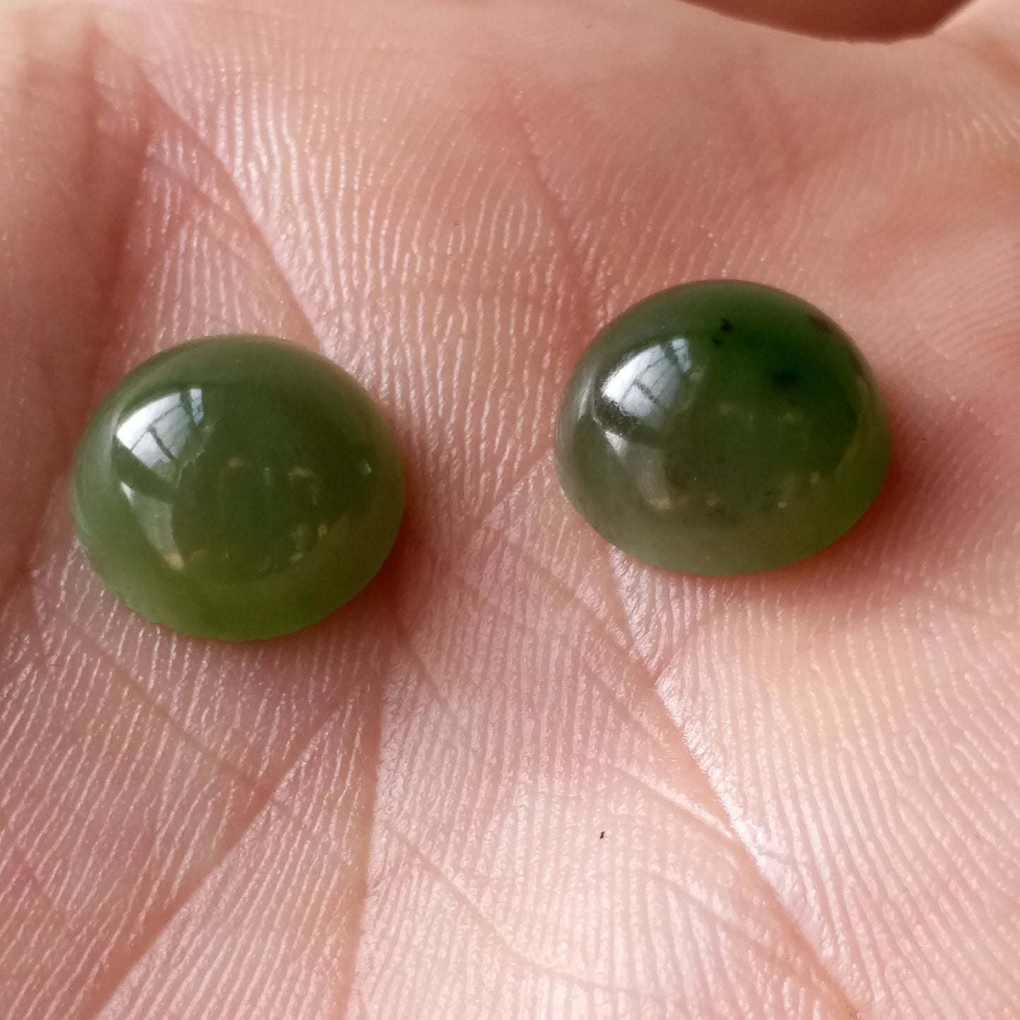10 Stück 12*12mm Rund Cab Cabochon Natürliche kanadische Jade Nephrit Blume Grünstein Pounamu Perlen Perle Maori Stil NZ Jade BC