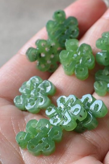 10 Stück kleine Glücksperlen, natürliche kanadische Jade, Nephrit, Grünstein, Pounamu-Perle, Maori-Stil, NZ-Jade, Kügelchen, grüner Jade