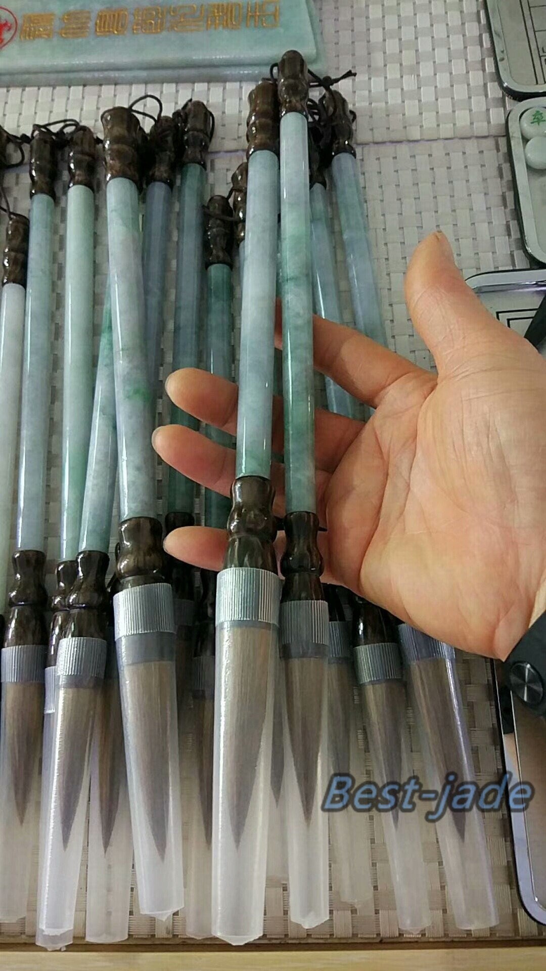 Grüner Jadeit, natürlicher Burma-Jade-Eis, Güteklasse A, handgeschnitzter chinesischer Kalligraphie-Pinselstift