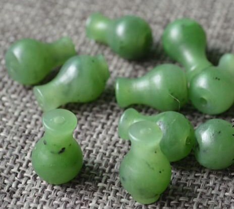 10 Stück Happiness Vase Perlen natürliche kanadische Jade Nephrit Greenstone Pounamu Perle Maori Stil NZ Jade капля Kügelchen Jaspe grüner BC