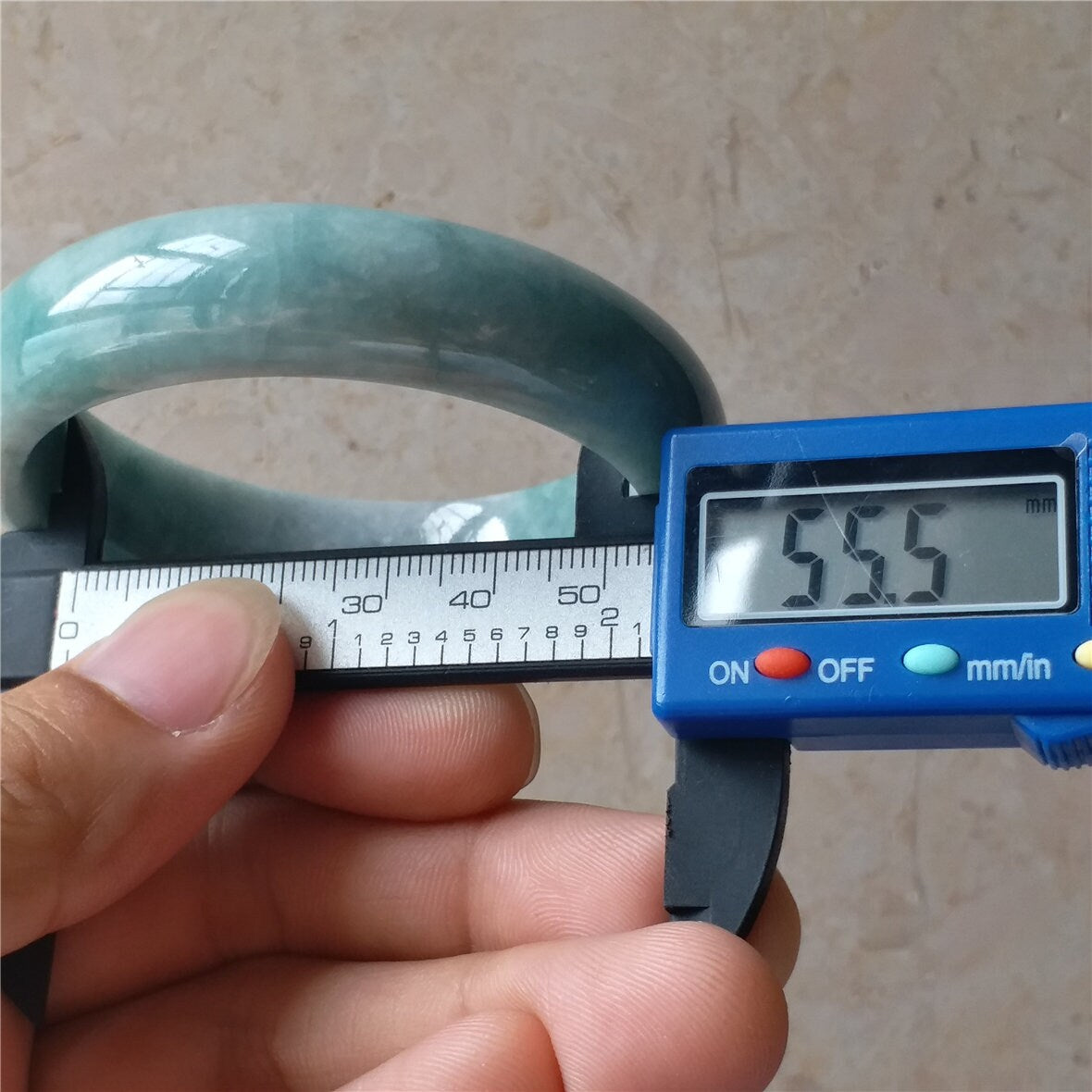55.5mm Light green Grade A Natural Jade Hand carved Wristband Bangle Bracelet Lady Chain Jadeite Type A stone armreife Джейд Браслет 翡翠手镯