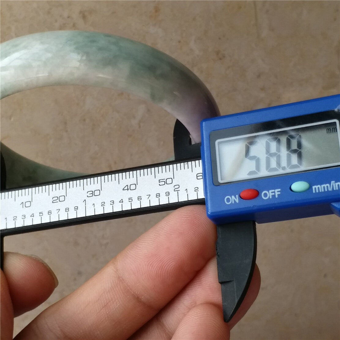 58.8mm Light purple and green Grade A jade Natural Jade Bangle Bracelet Lady Hand carved Chain Jadeite 淡紫翡翠手镯
