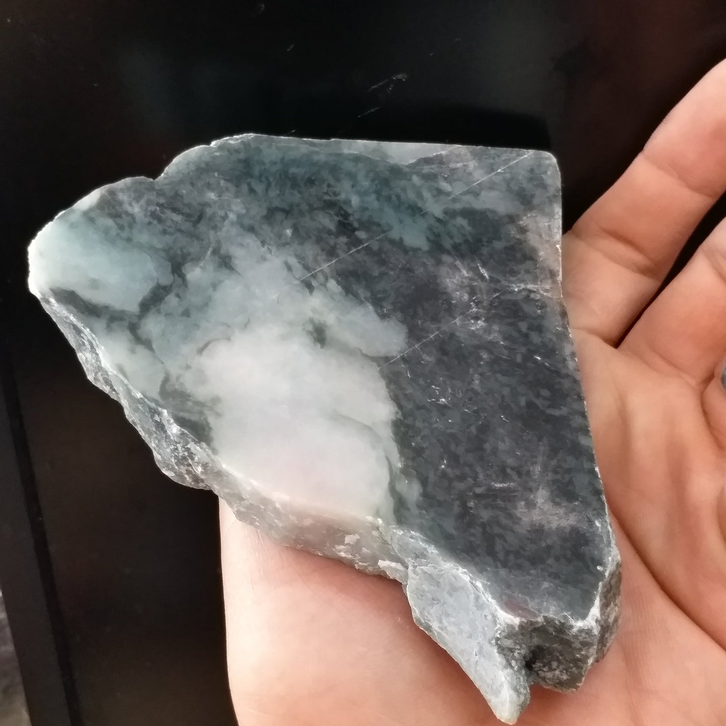 433g Natürliche unregelmäßige Form Schnee-Jadeit Rohstein Burma Jade-Vorform der Güteklasse A Rauer Jade-Burma-Stein Grüne Jade Eis-Jadeit 14