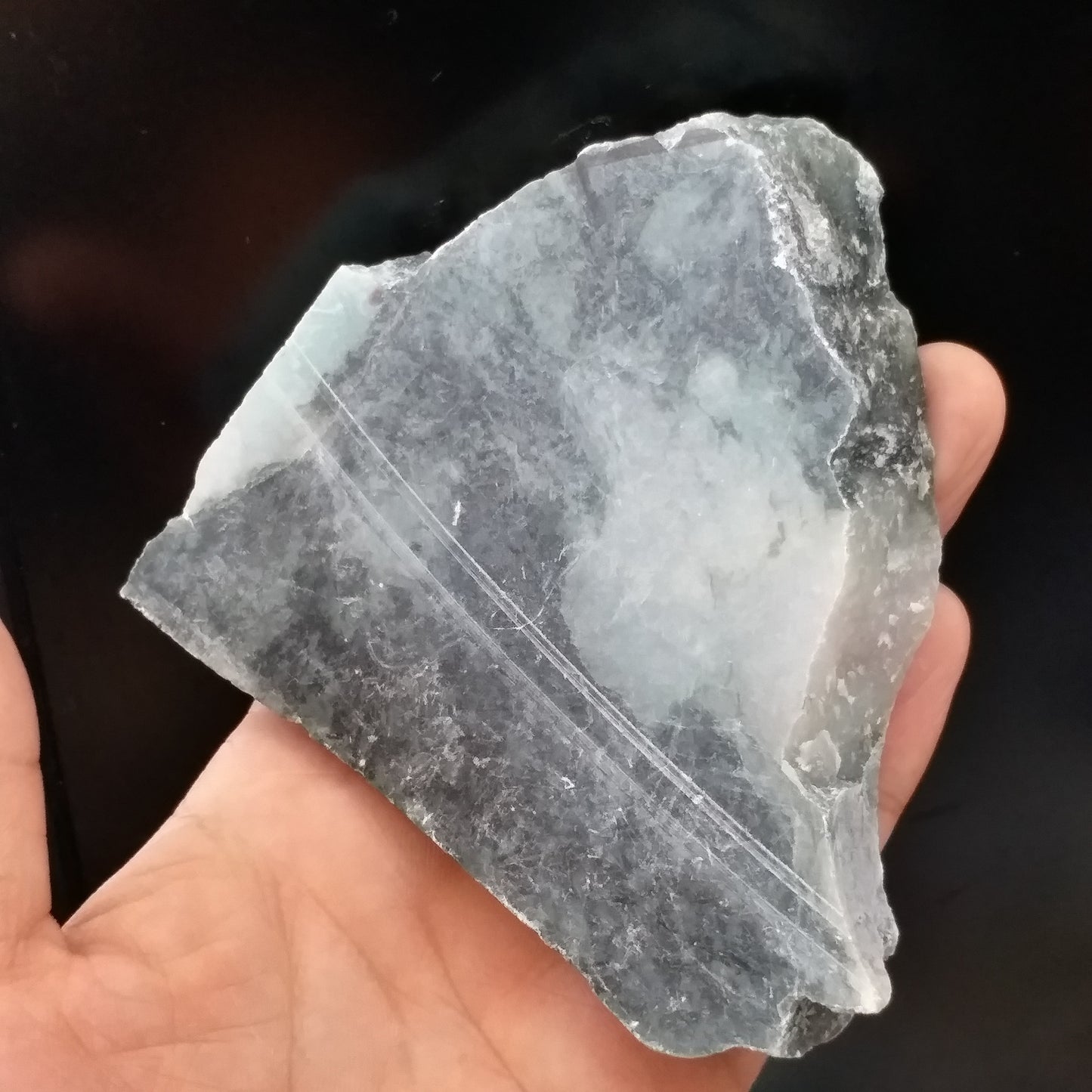433g Natürliche unregelmäßige Form Schnee-Jadeit Rohstein Burma Jade-Vorform der Güteklasse A Rauer Jade-Burma-Stein Grüne Jade Eis-Jadeit 14