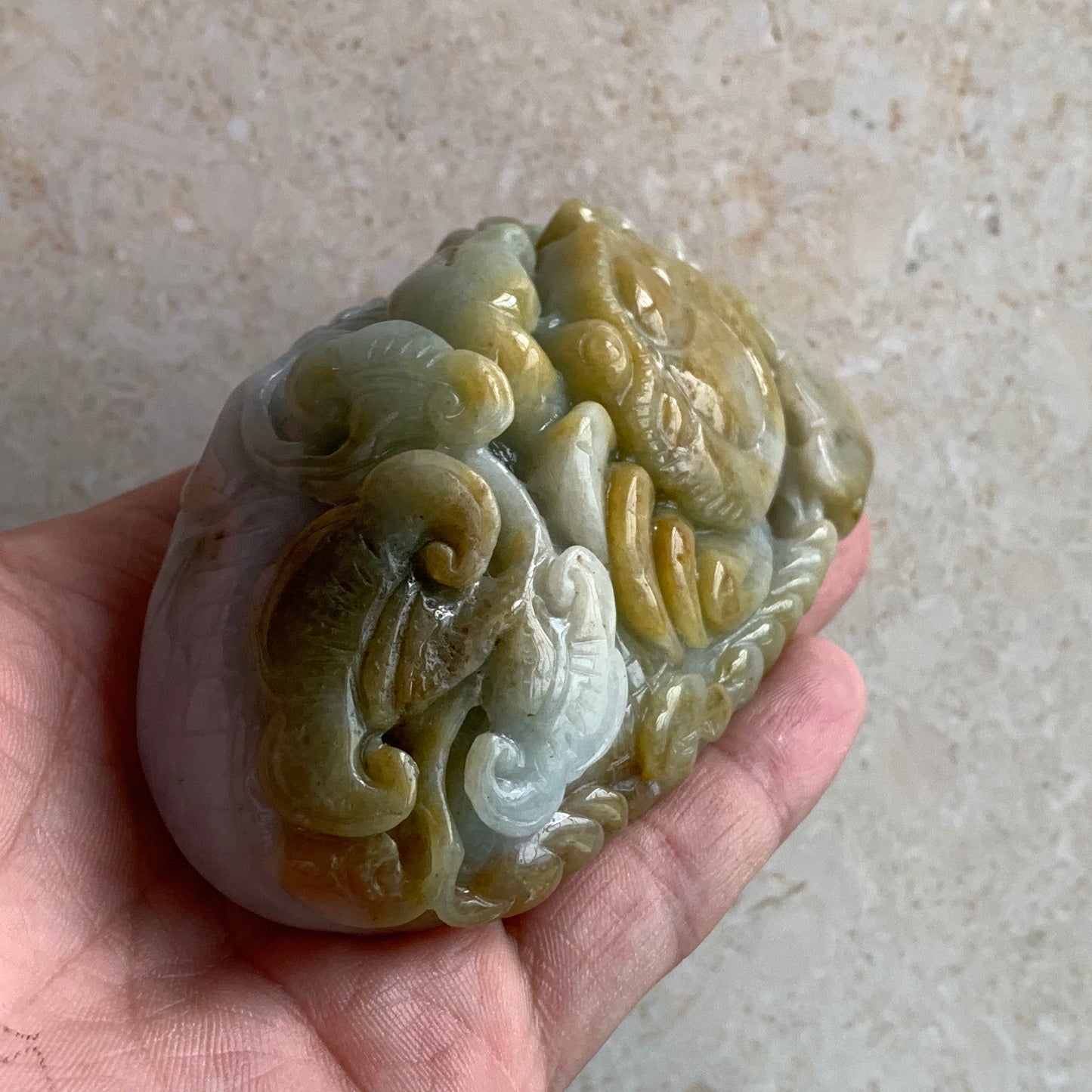 Big Crab Natural Yellow jadeite Hand held Massage Jadeite Hand craved Nature Ice Burma Jade BEADS Gemstone Hanging Tyoe A stone Gemstone