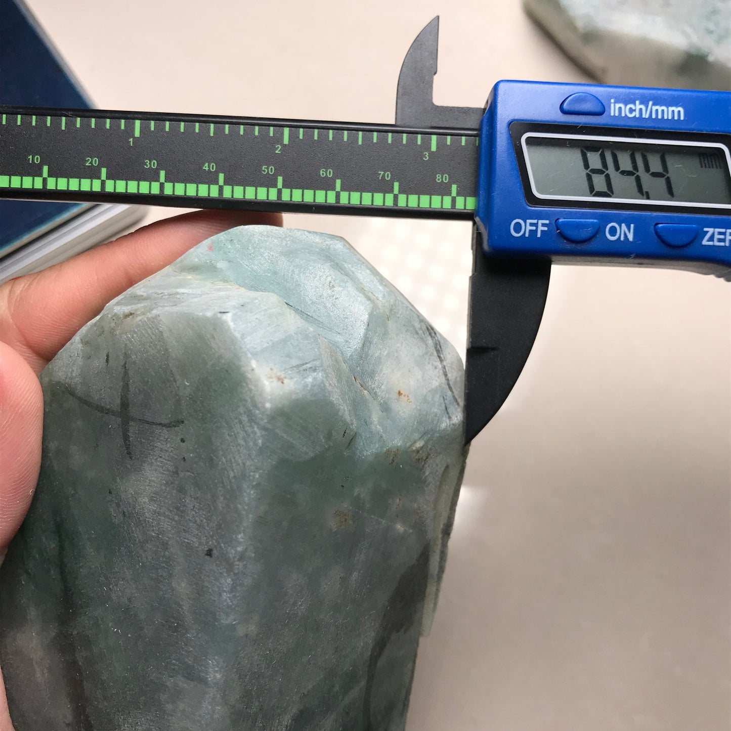 592g Natural Jadeite Green flower Raw stone Burmese Grade A jade preform Rough Burma Jade stone Burma jadeite Design Pendant 翡翠A货 蓝水飘花石料034