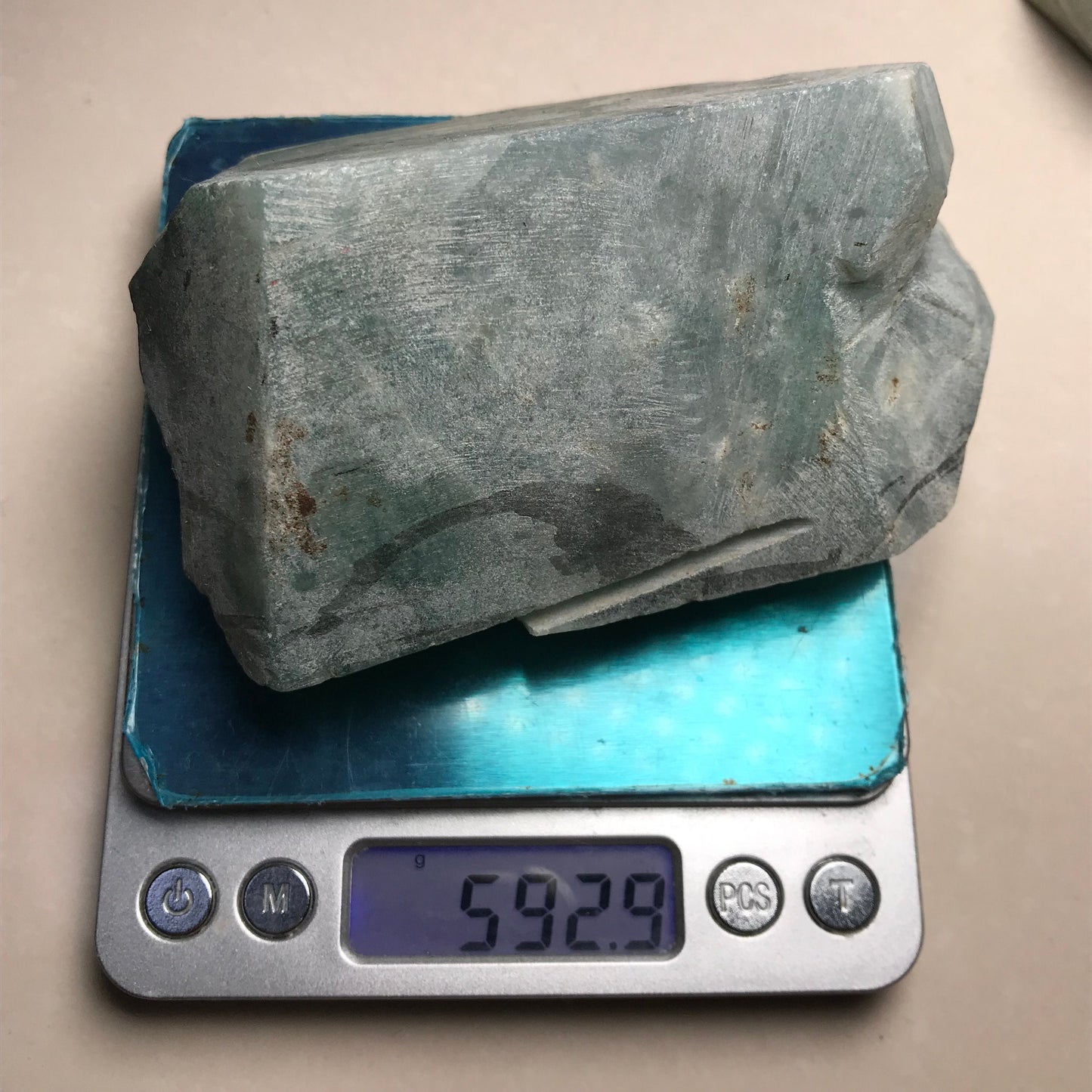 592g Natural Jadeite Green flower Raw stone Burmese Grade A jade preform Rough Burma Jade stone Burma jadeite Design Pendant 翡翠A货 蓝水飘花石料034