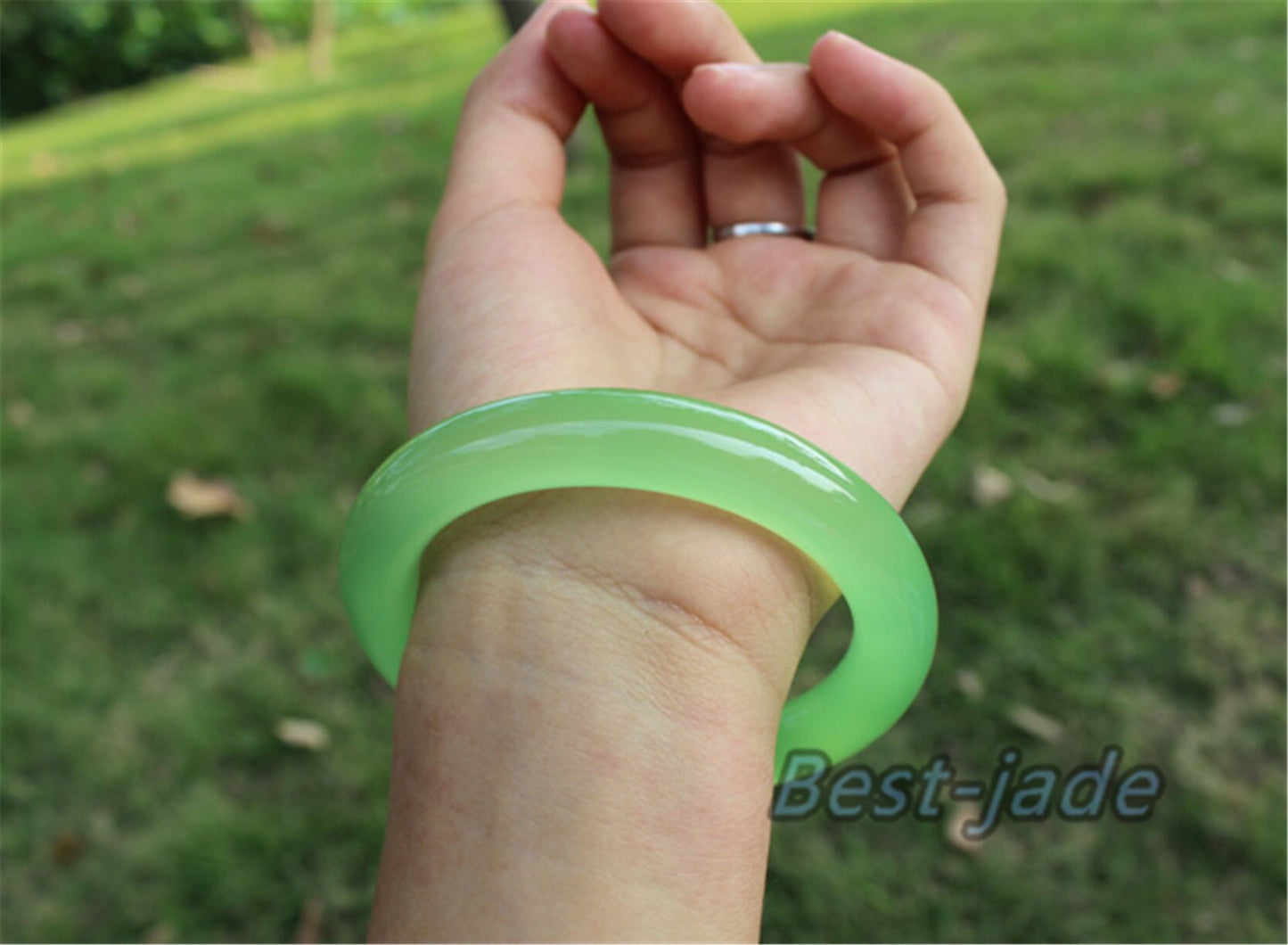 56-62mm Wholesale Natural Jade Light green Agate Round Bangle Bracelet Lady Jewelry Chain Natural A stone