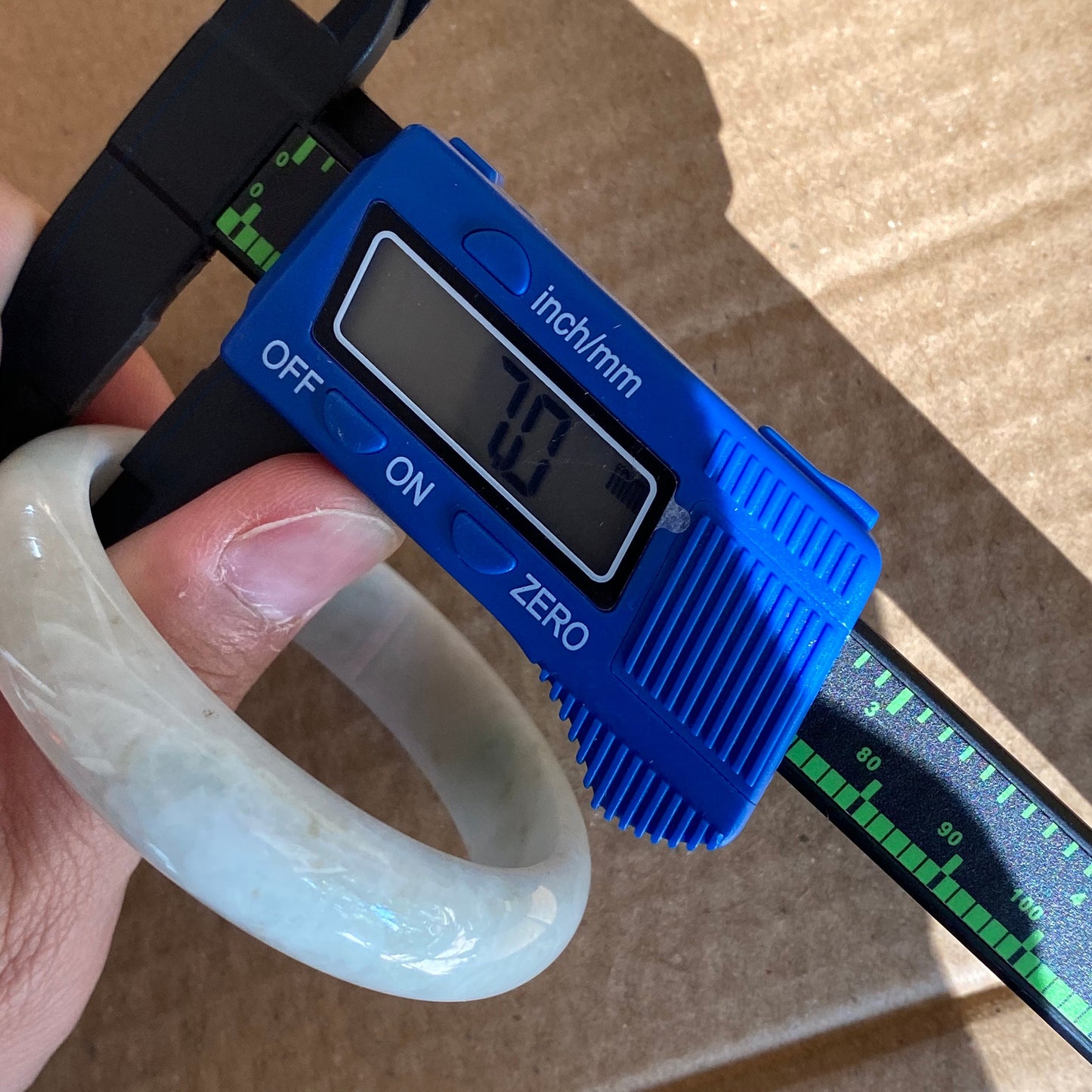 56.8mm Grade A Jade Natural green Round bangle Myanmar jadeite Lady Bracelet Ice green Type A stone small hand female bangle 翡翠飘花手镯