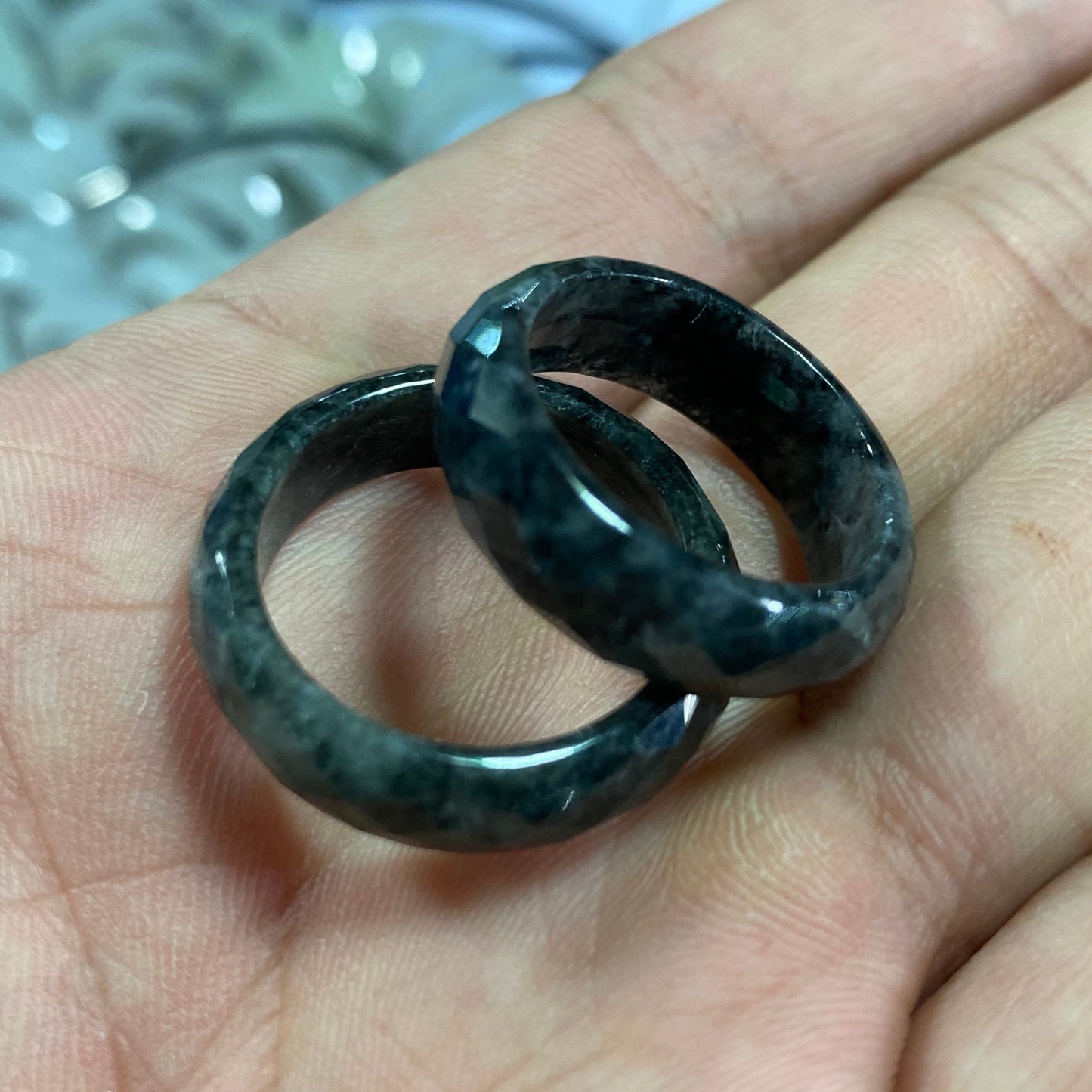 US-Größe 5-10 Jadeit Diamantschliff Multi Facet Ring Natürlicher Jadeit der Güteklasse A Burma Jade schwarzer Jadeit Edelstein Myanmar Jadeit Schmuck Geschenk
