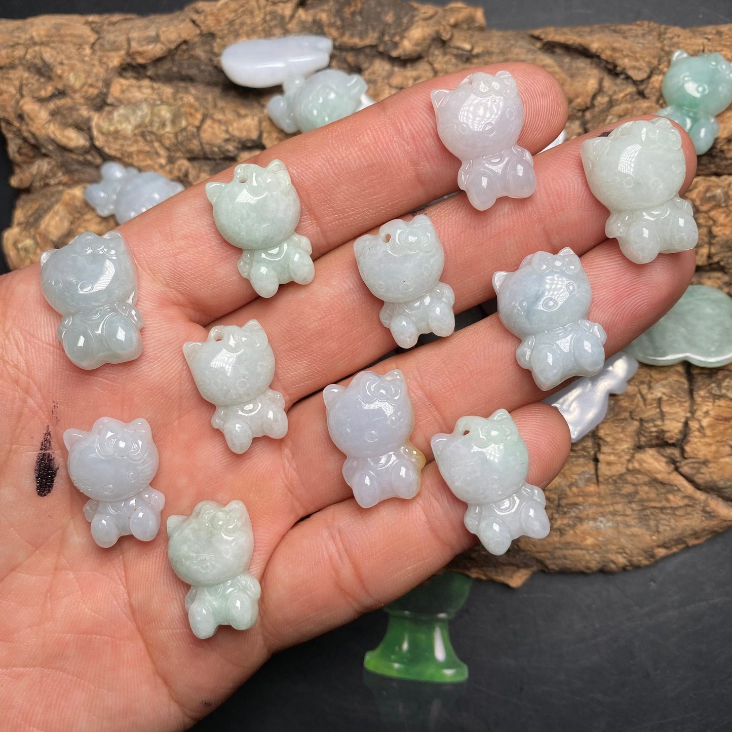 Grade A Jade Hallo süße Kitty Katze chinesische Münze Tasche Anhänger natürliche graue Jade ICE Burma Jadeit Perlen Cartoon Ohrringe Tropfen Geschenk Anhänger