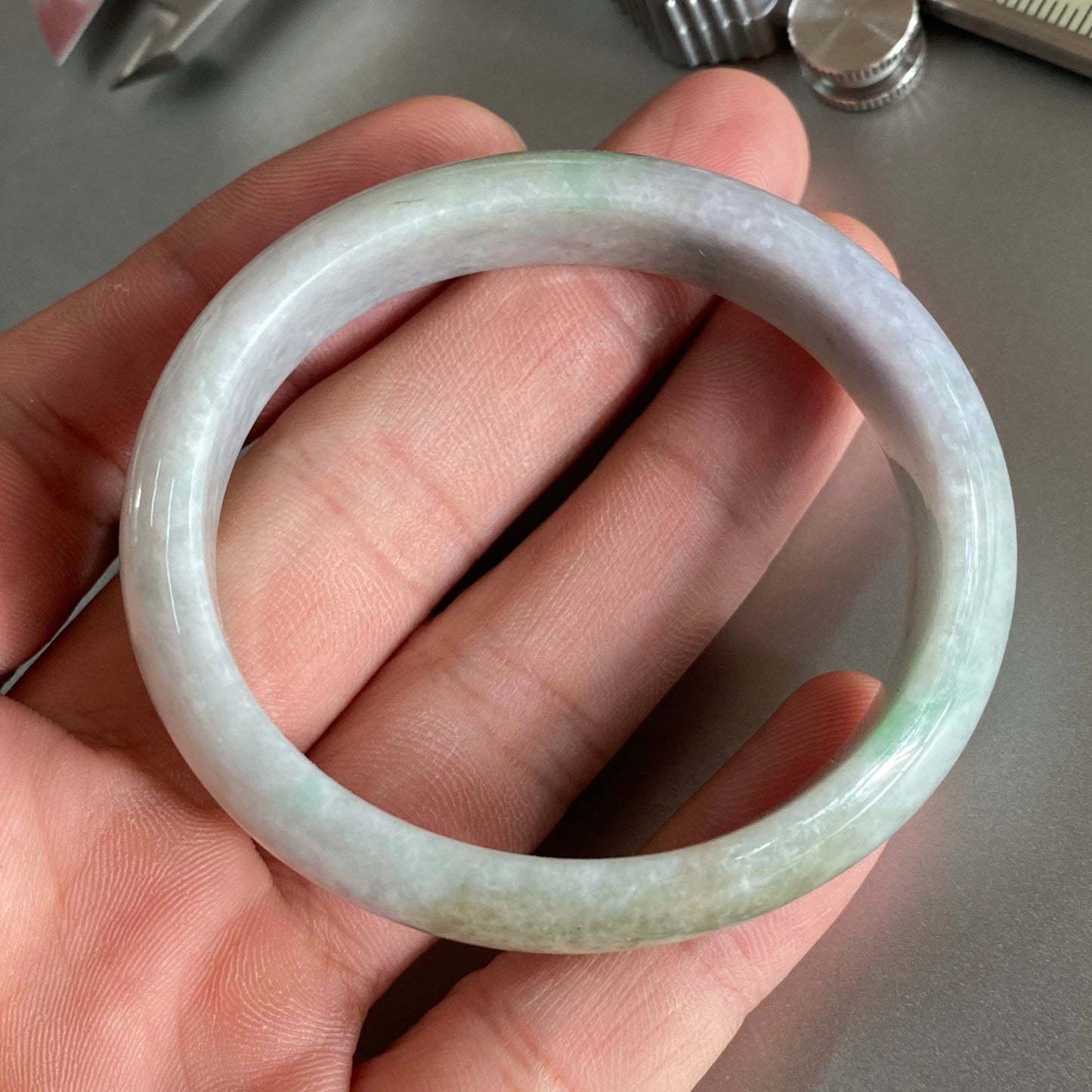 53.8×48.1mm Grade A Jade Natural green Round bangle Myanmar jadeite Lady Bracelet Ice green Type A stone small hand female bangle 翡翠飘花手镯