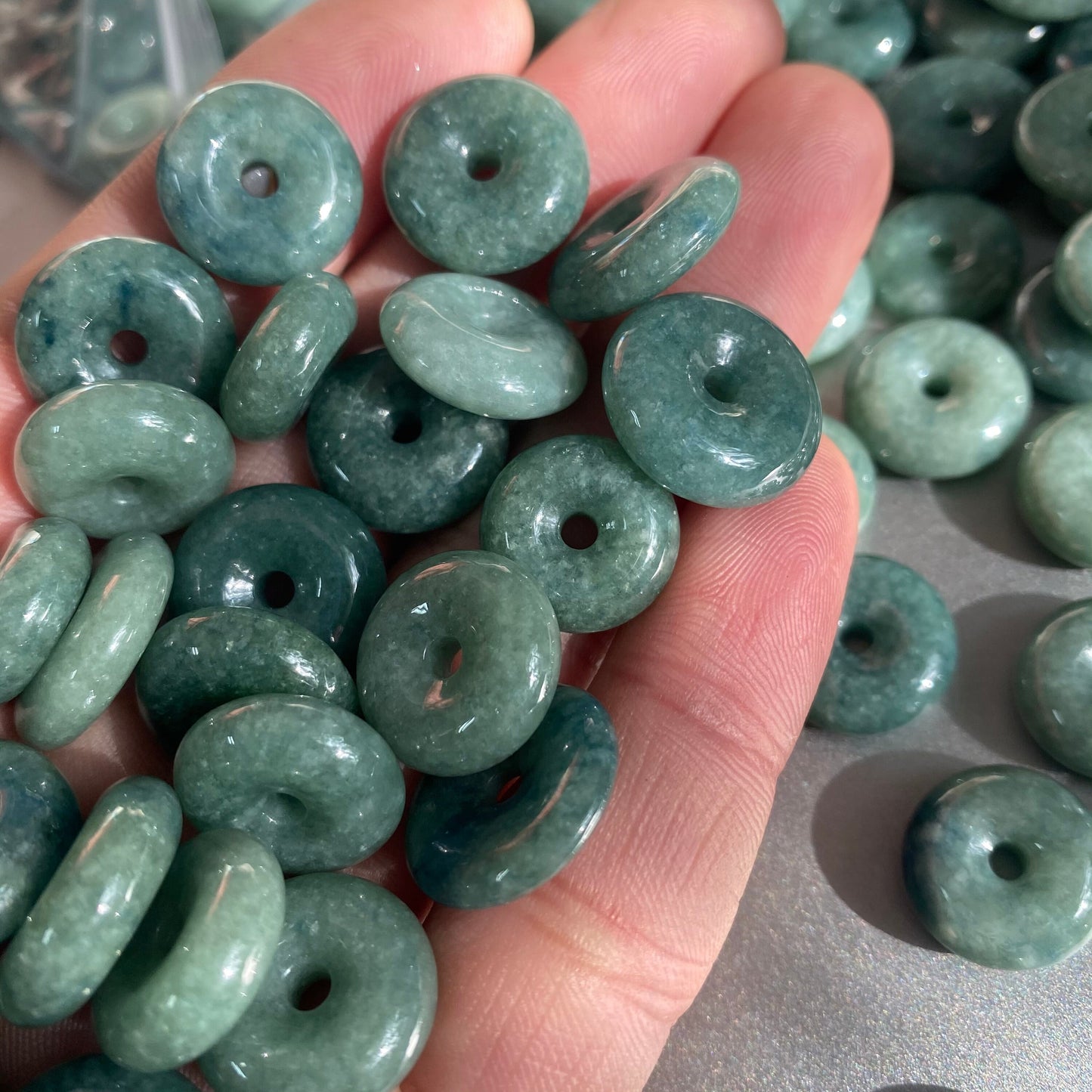 Donut-Jadeit, natürlicher grüner Jade der Güteklasse A, ICE-Jadeit, runde Perlen, Donut-Baby-Anhänger, Halskette, Ohrringe, Burma, Myanmar, Jadeit, A货