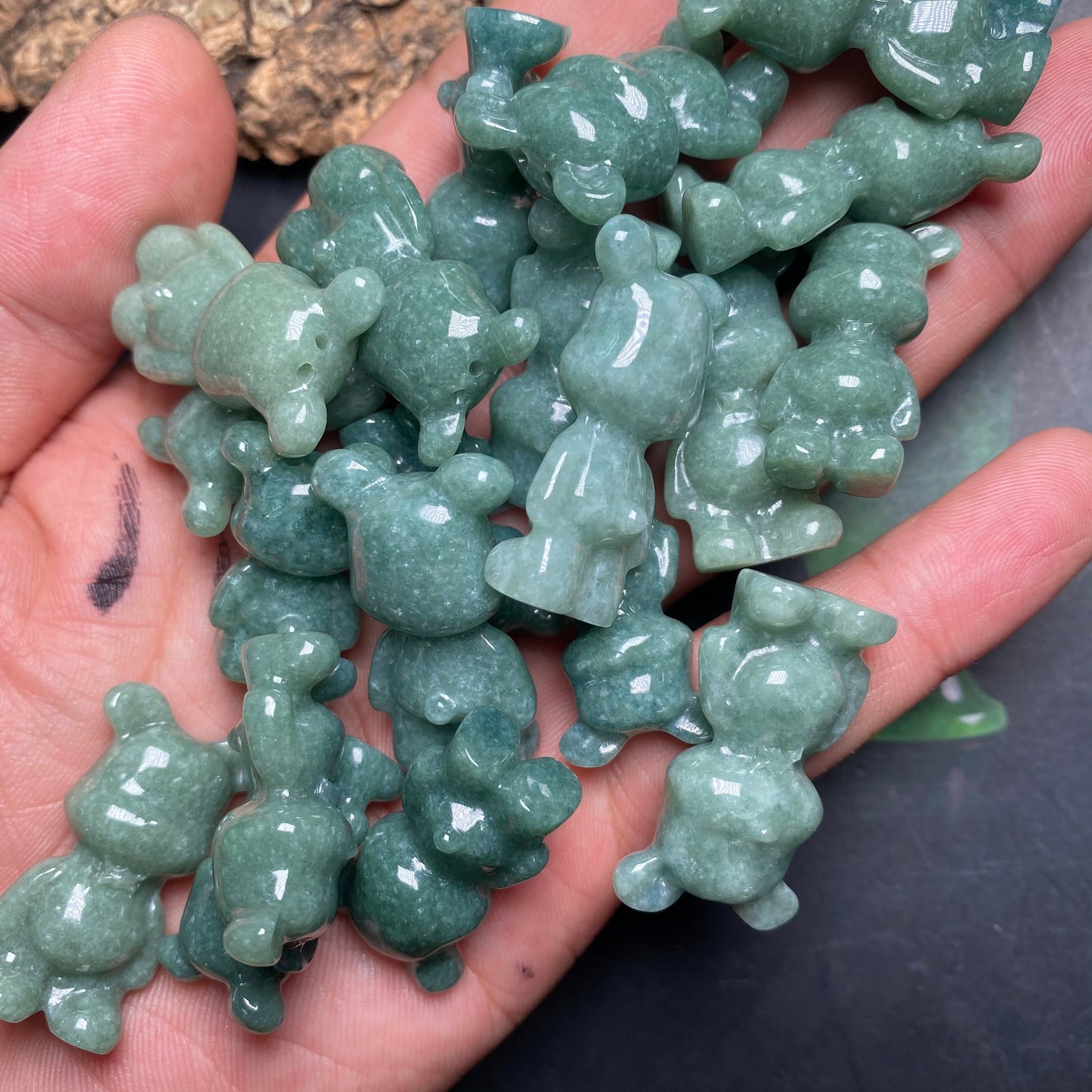Süßer Bär Anhänger Natur Grün Grade A Jade Burma Jadeit 3D Cartoon Ohrringe Perle handgeschnitzt Myanmar Jade Anhänger Halskette Jade Geschenk