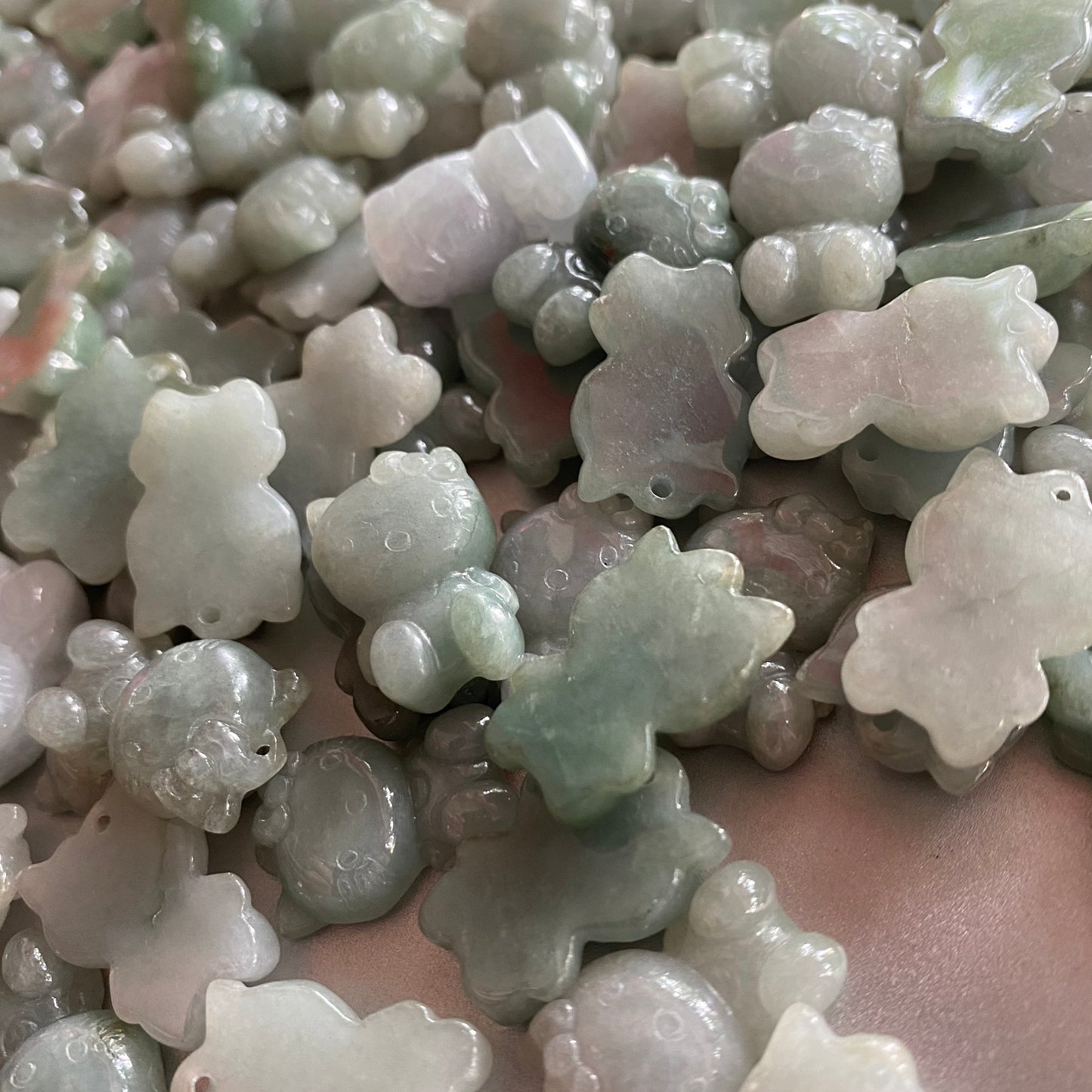 Naturgrüner Jade-Hallo-süßer Kitty-Cat-Anhänger der Güteklasse A. Natürlicher grauer Jade-ICE-Burma-Jadeit-Cartoon-Perlen-Ohrring-Tropfen-Geschenk-Anhänger