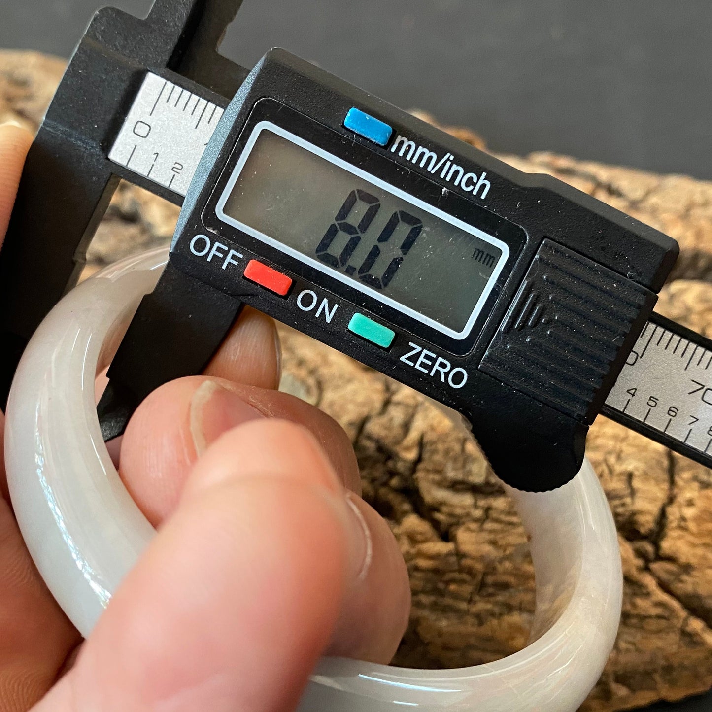 56.7mm Natural green Grade A Jade Round bangle Myanmar jadeite Lady Bracelet Ice green Type A stone small hand female bangle 翡翠飘花手镯