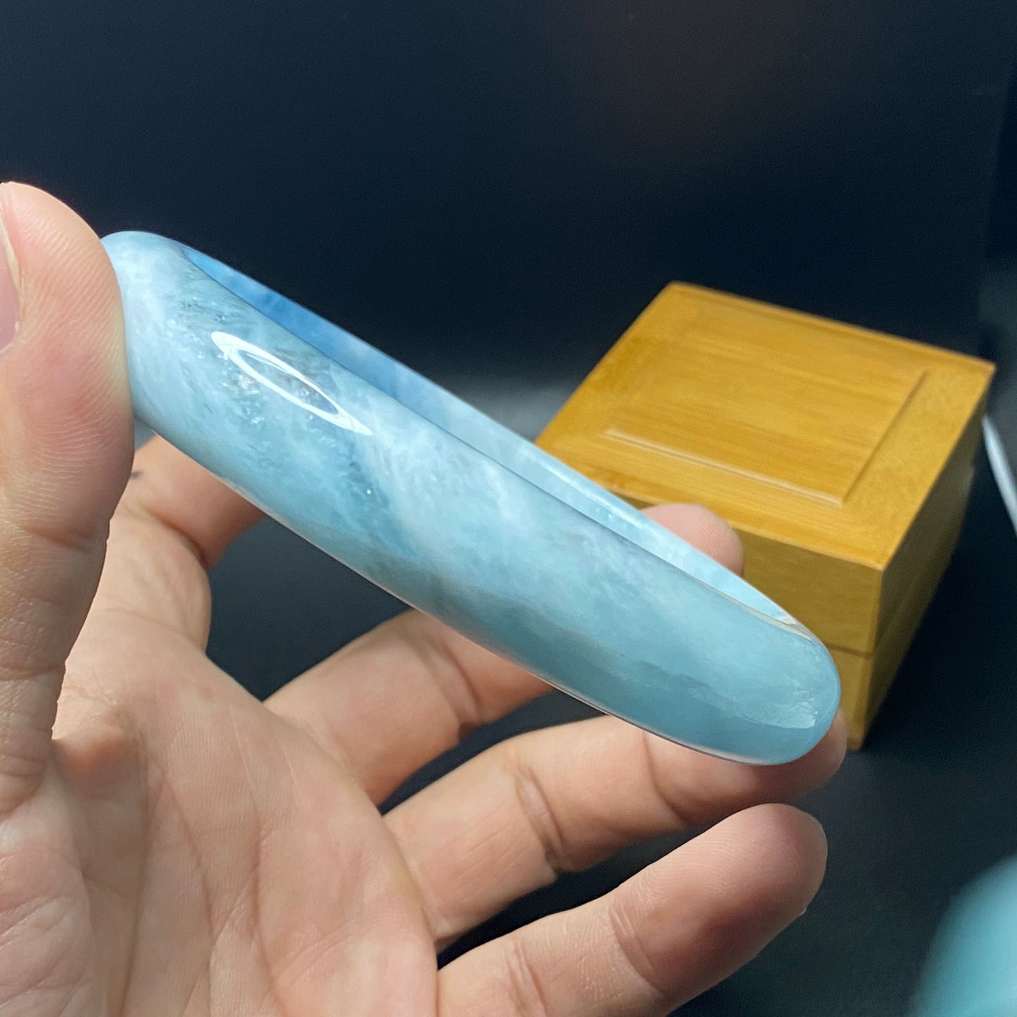 Riesiger 76,8 mm natürlicher massiver Aquamarin-Armreif, blauer Quarzkristall-Edelstein, rundes Armband, Braut-Brautjunfer-Geschenke, Hochzeitsgeschenke, Schmuck-Jade