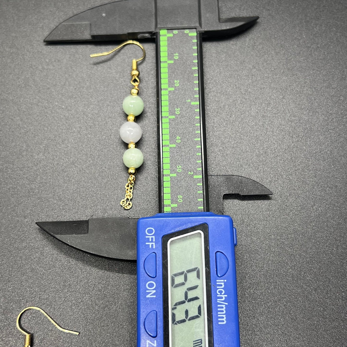 Natürliche Jadeit-Ohrringe aus runden Perlen mit vergoldeter Öse, Burma-Jade, Güteklasse A, Jade-Ohrringe, lose Perlen, Schmuck, Geschenk für Sie