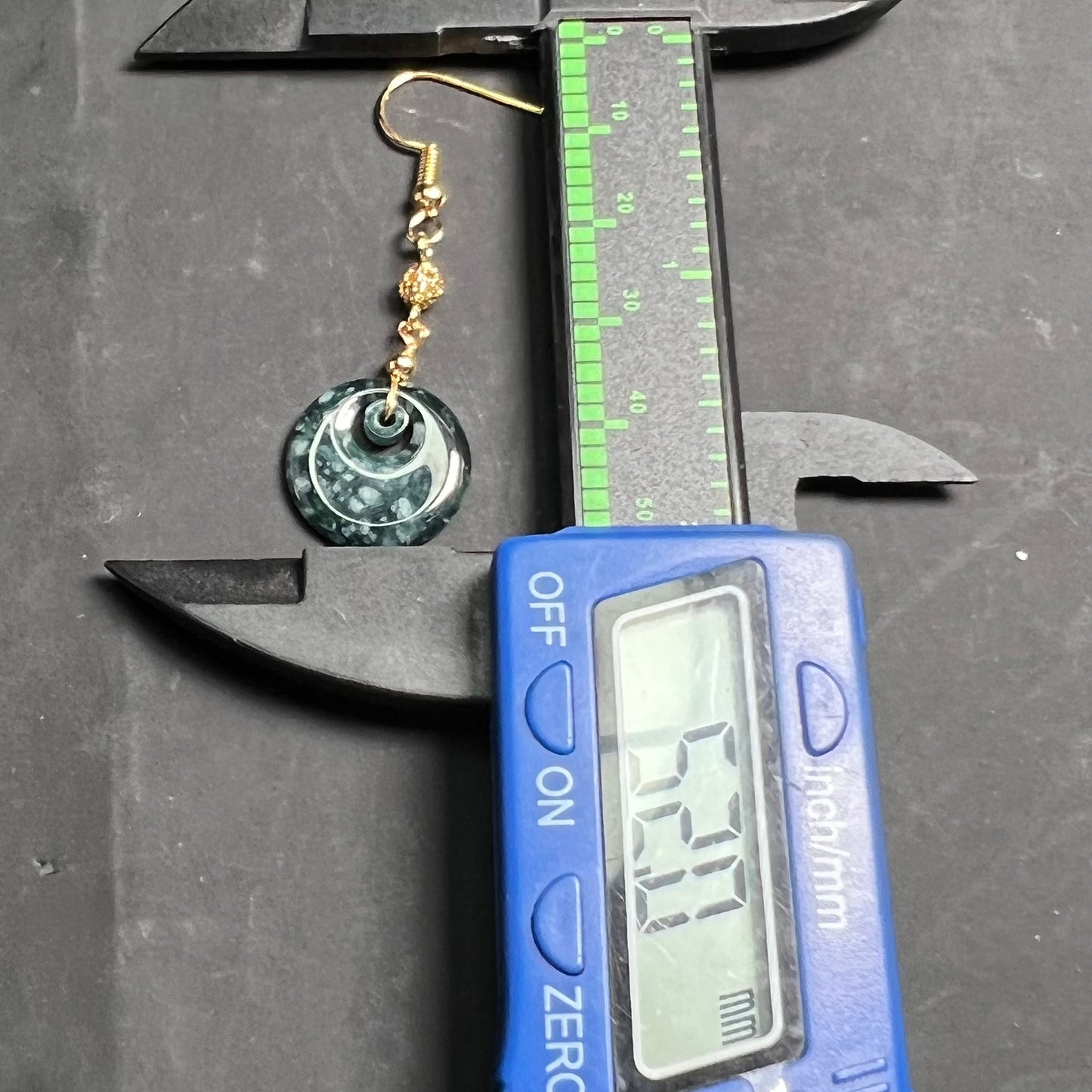 Natürliche Jadeit-Ohrhänger aus Jade mit vergoldeter Öse, Burma-Jade, Grade A, Jade-Ohrring, Jade-Perlenohrring, Schmuck, Geschenk für Sie