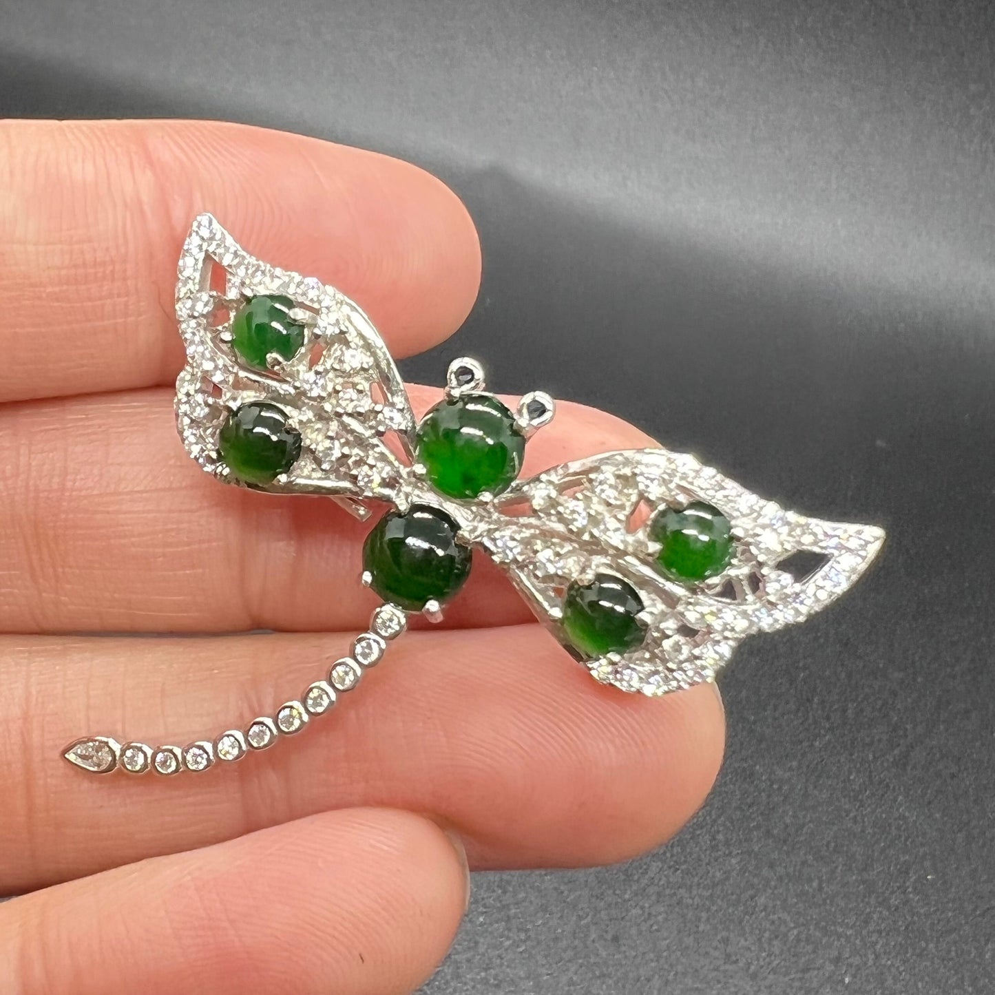 Pfauenbrosche aus natürlichem Jadeit, transparente Jade mit S925-Klammer, Burma-Jade, Güteklasse A, lose Perlen, Brustnadel, Schmuckgeschenk für Sie