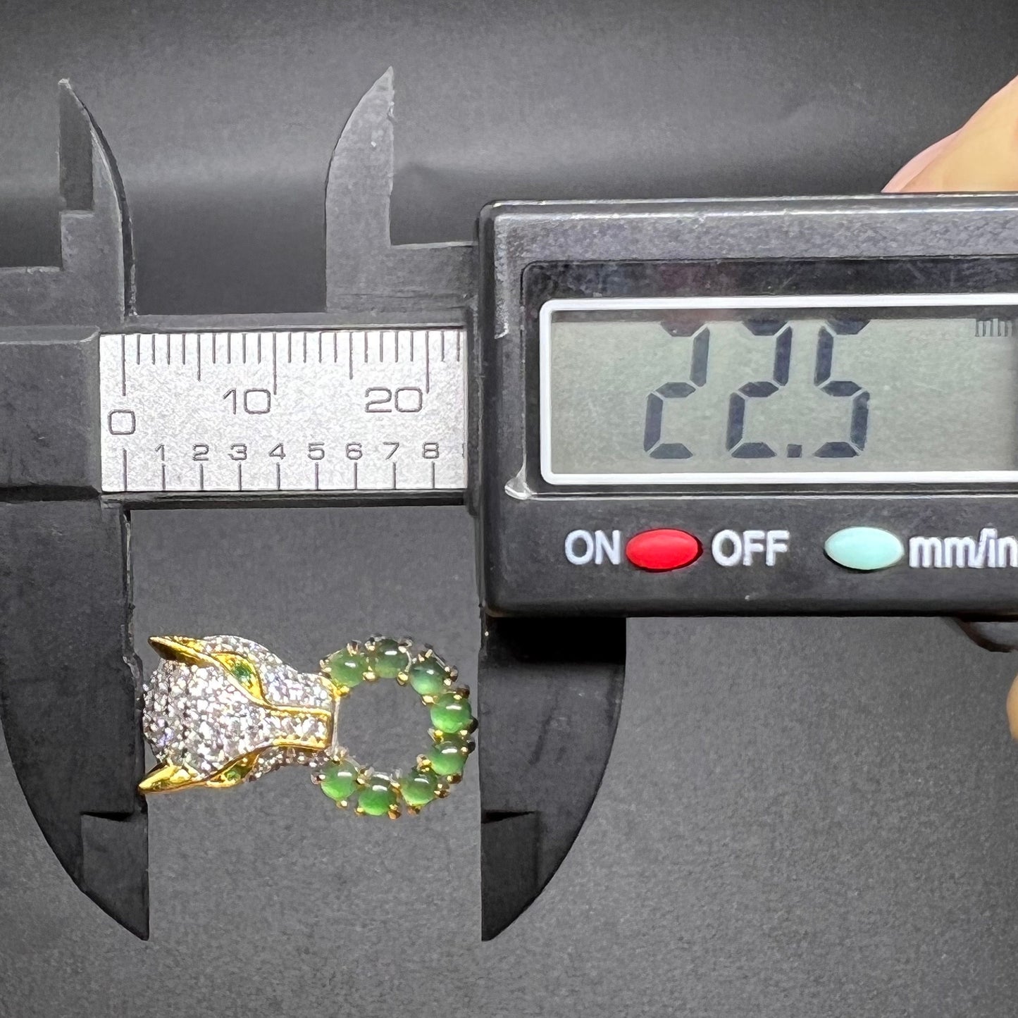 Leoparden-Anhänger, natürlicher Jadeit-Schmuck mit s925-Splitter-Öse, guatemaltekischer Jadeit-Jade, Grade A-Jade-Jade-Geschenk