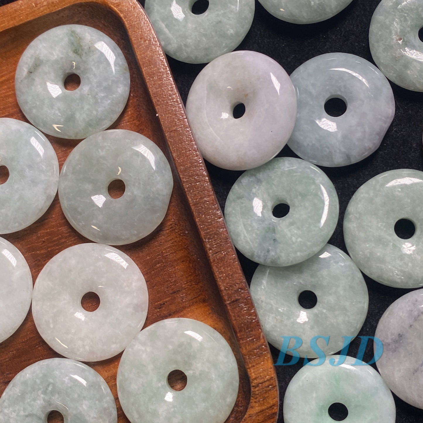 10PCS Grade A Jade Lucky Disc Donut pendant Natural Green Jade ICE Jadeite Burma Flat Round doughnut Beads Chinese Carved Myanmar Anhänger