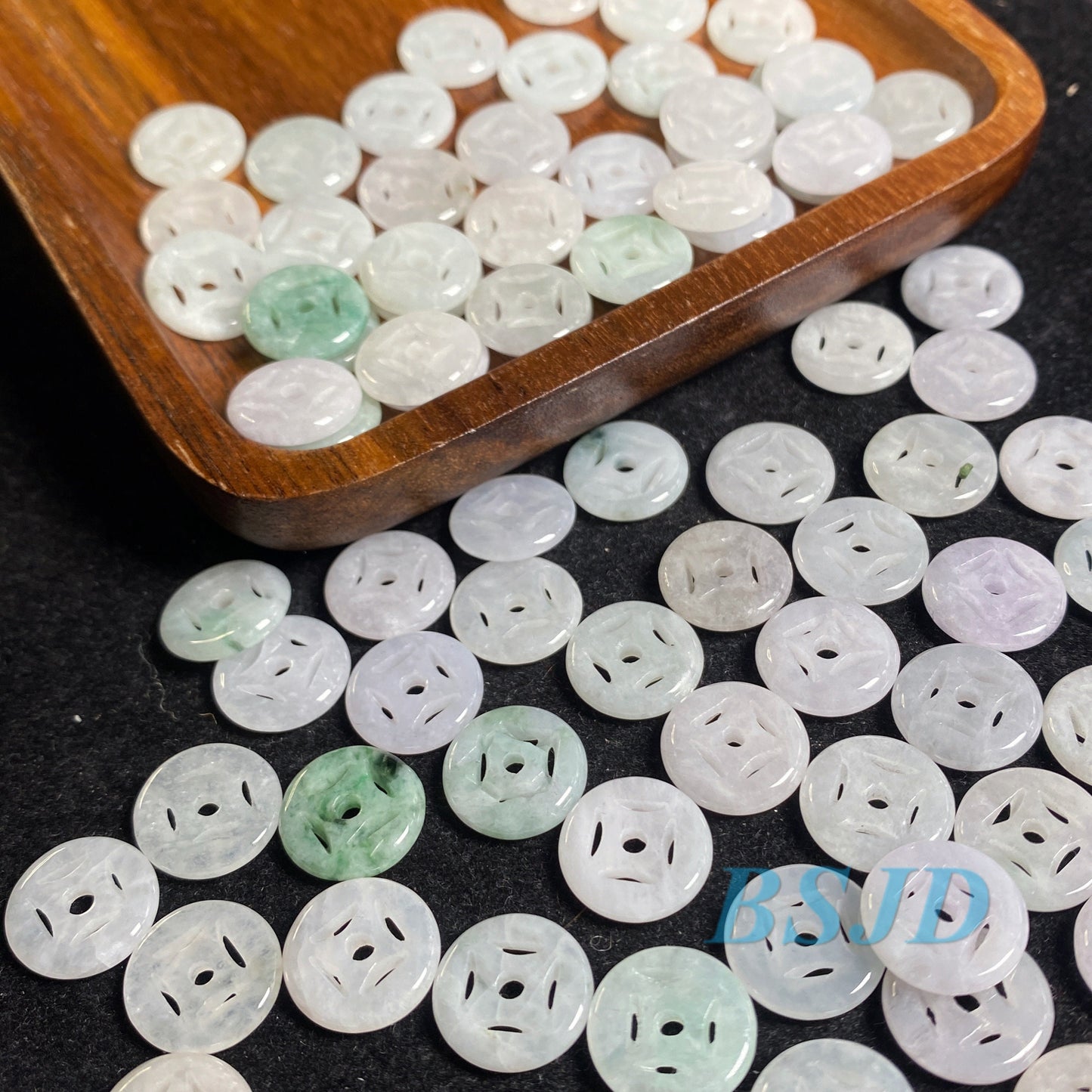 100 STÜCK 13mm Grade A Jade Tuch Knopfform A Stein ICY Jade Burma grün Jadeit Rundheit Perlen Perle Chinesisch geschnitzt, Myanmar Jadeit 翡翠A货
