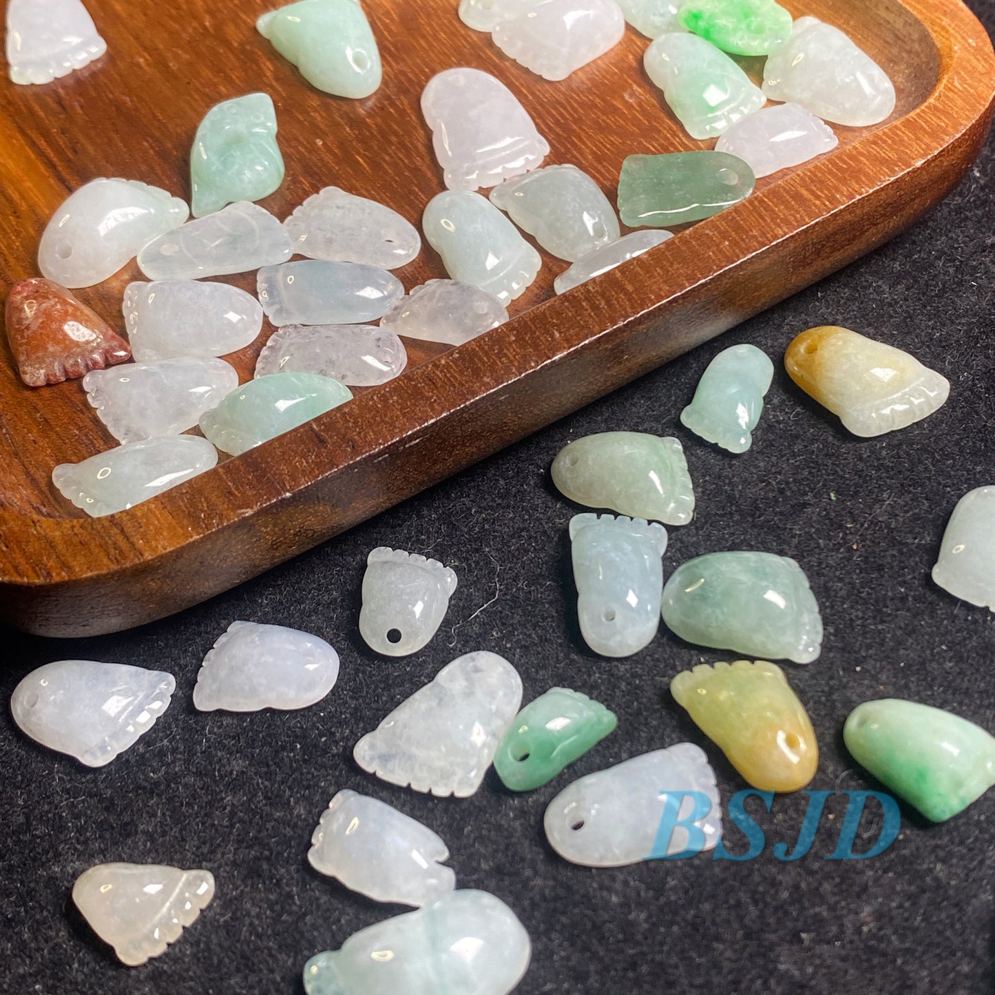 100 Stück 12*9mm Grade A Jade Fußform Typ A Jadeit grüne Jade Burma Jadeit Perle Perle Baby Anhänger Myanmar Glas Jadeit DIY Ohrringe 翡翠A货