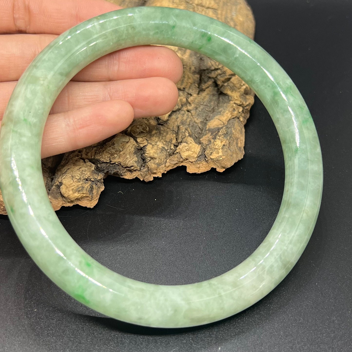 Huge 80.2mm Grade A Jade Natural green Big Round bangle Burma jadeite Lady Bracelet Type A stone small hand female bangle 翡翠飘花手镯