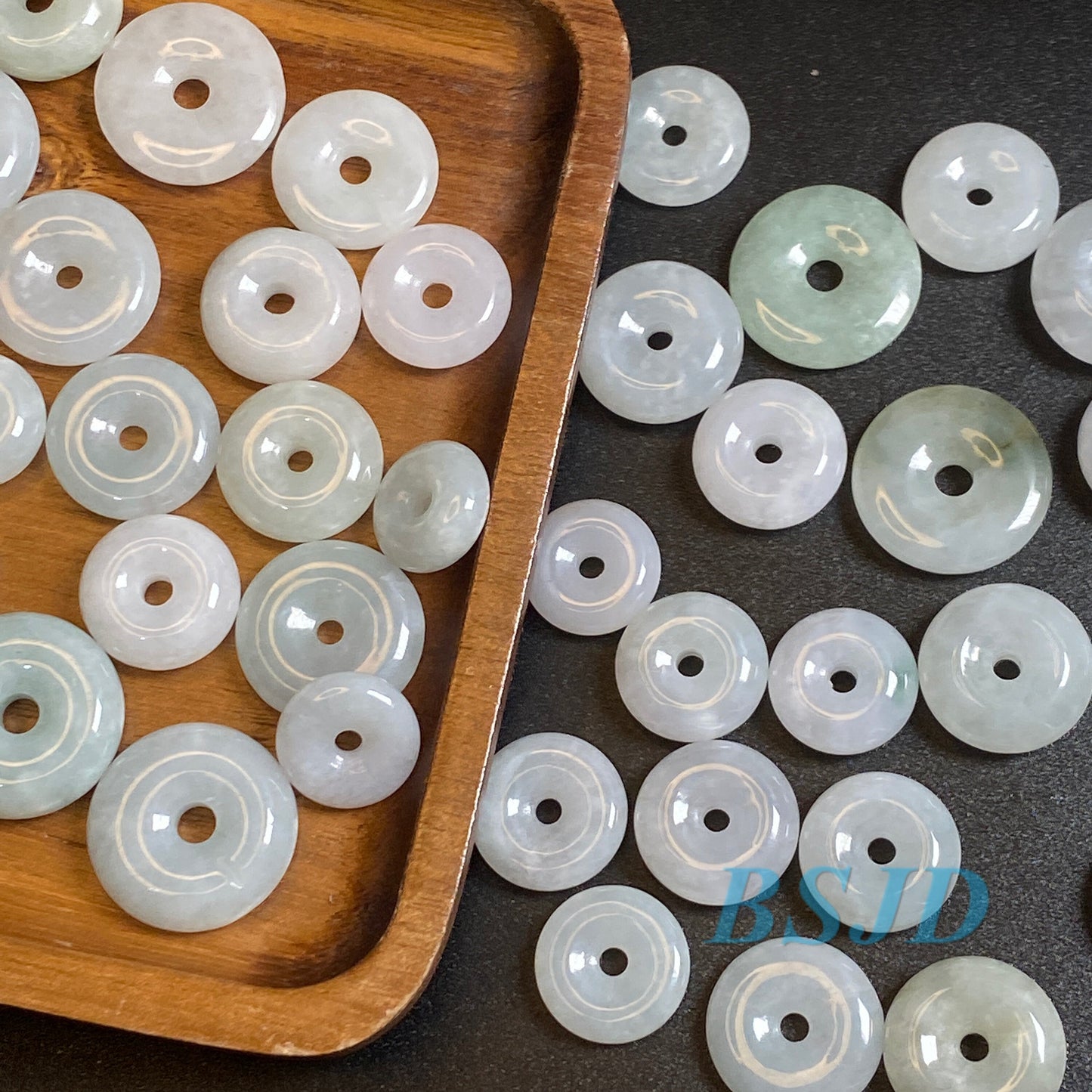 30 Stück kleiner Donut-Anhänger, natürliche grüne Jade der Güteklasse A, ICE-Jadeit-Donut-Perlen, Kind-Baby-Dame-Ohrringe, Spacer, Burma, Myanmar-Jade, 翡翠A货 平安扣