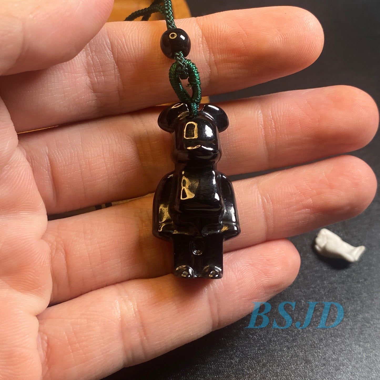 Natürlicher schwarzer Jadeit, süßer Bär, guatemaltekischer Jadeit, Güteklasse A, DIY-Anhänger, Kinder-Jade, Geschenk