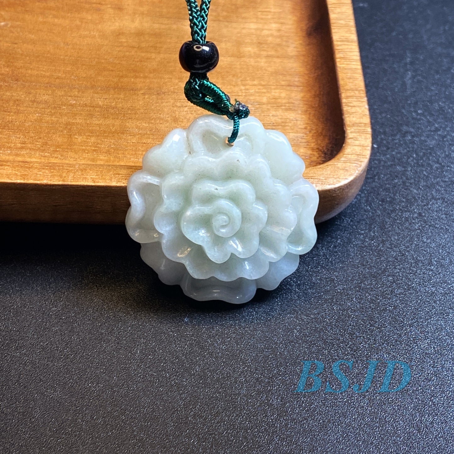 Großhandel Blumen Grade A Jade Weiß Grün Jadeit Perlen Blumenanhänger Typ A Jade Eis Myanmar Jadeit DIY Halskette Ohrringe Geschenk