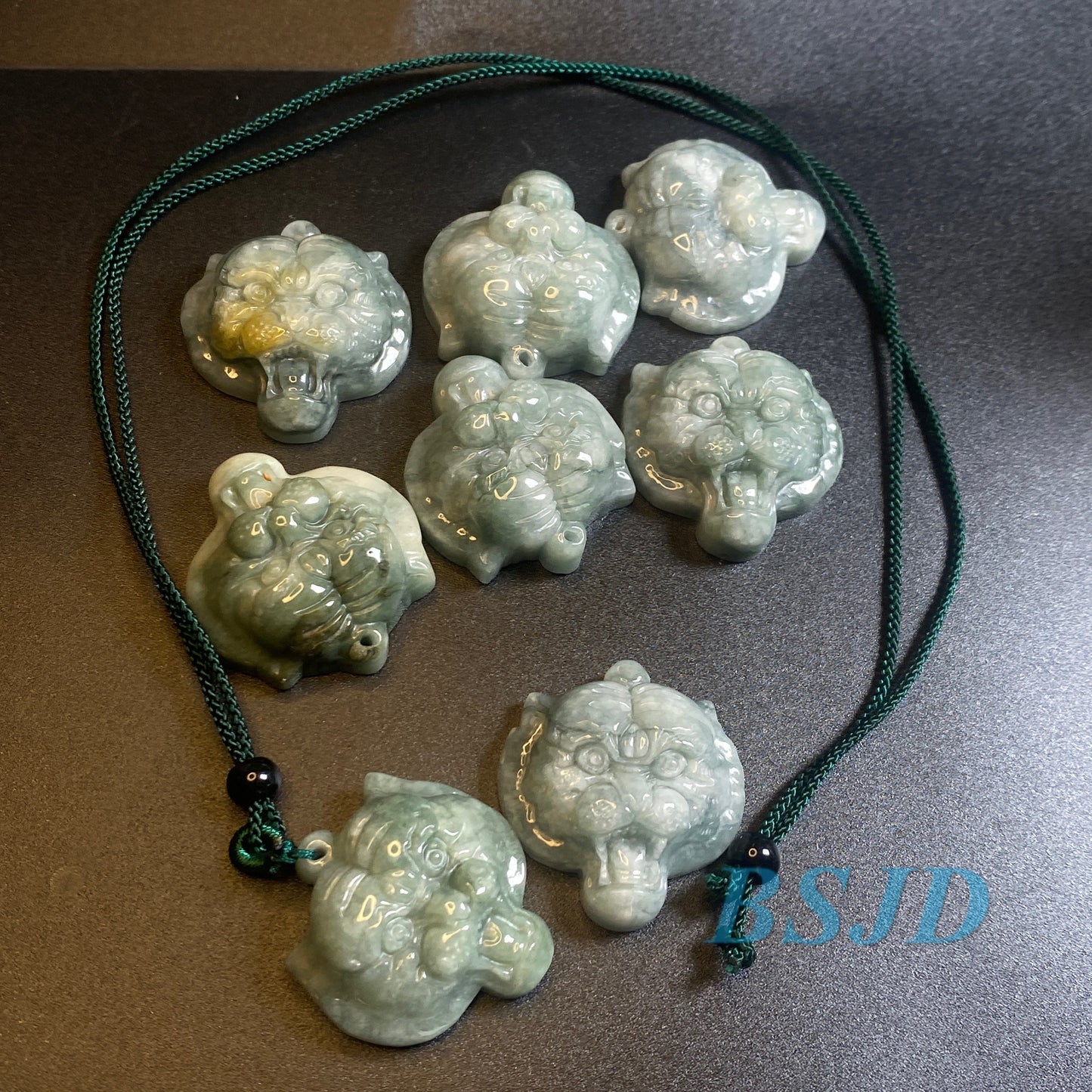 Mächtiger Tigerkopf Grade A Jade Burma Jadeit Perlen Tigergesicht Anhänger Typ A Jade Ice Myanmar Jadeit DIY Halskette Jade Geschenk Charms Ornament
