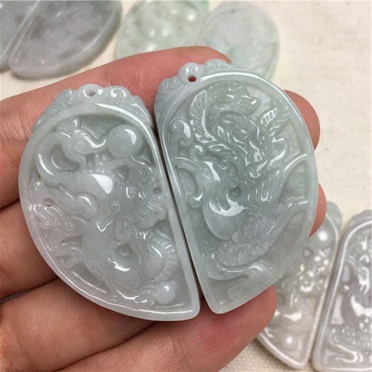 1pair Vintage Heart shape Grade A jade Broken heart Dragon and phoenix Green Jade ICE Jadeite Valentine's Day Pendant Le retro