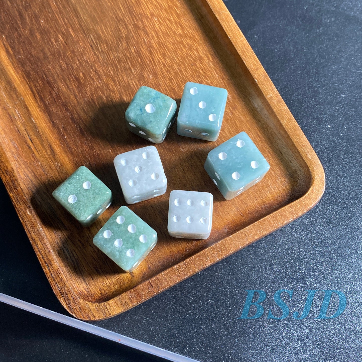 3 Farbwürfel Natur Grade A Jade Jadeit 3D Quadrat ohne Loch Perle handgeschnitzt Myanmar Jade Anhänger Halskette Jade Geschenk