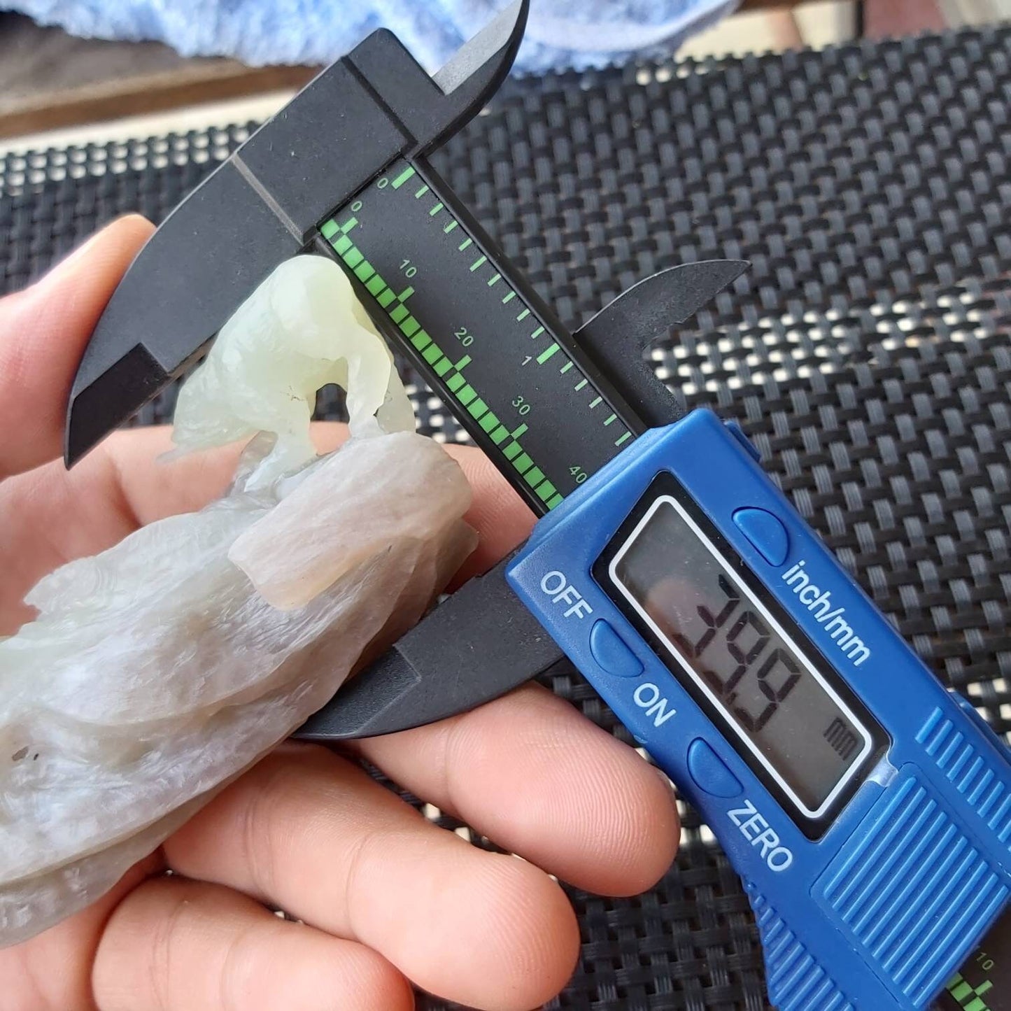 Frog hunt worm Decoration Natural white Jade nephrite Hand craved Exhibition Chinese Natural stone Hetian jade greenstone jasper exhibit