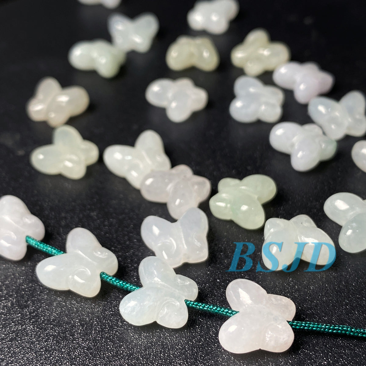 Cute Butterfly  Natural Grade A Jade ICE Round Beads Burma Myanmar Jadeite Jewelry Father Christmas DIY Earrings Jewelry gift Jade supplies